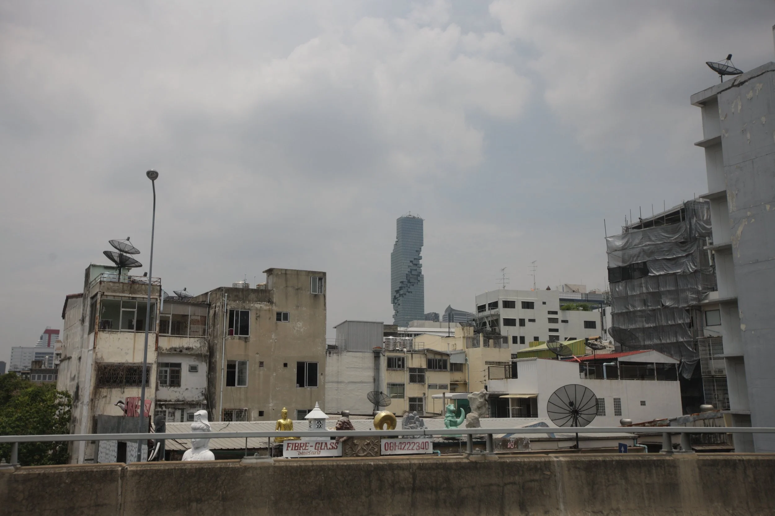 2017 Graffiti Tour in Bangkok (381).JPG