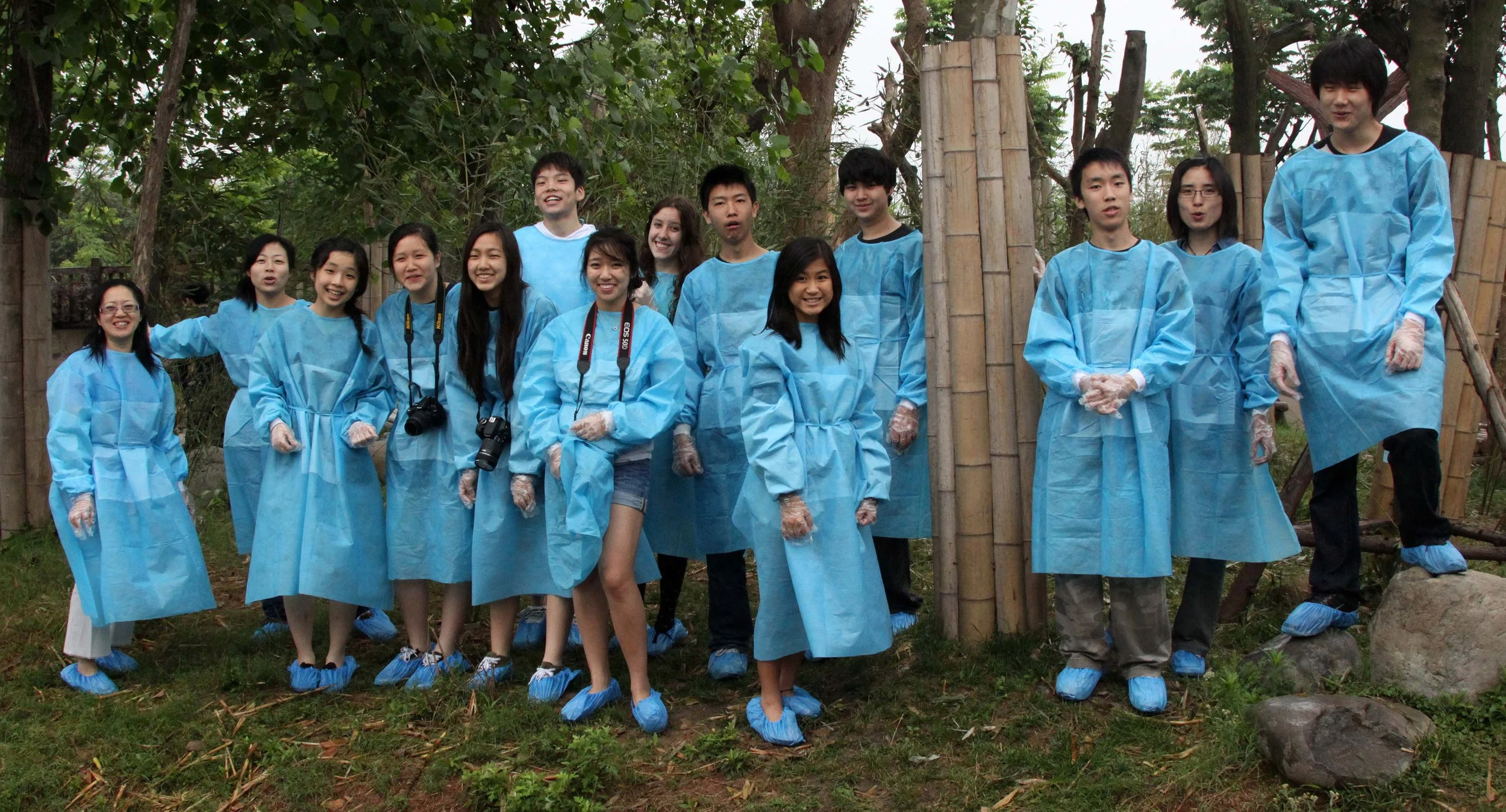 CHENGDU GIANT PANDA BREEDING CENTER - CHINA ALIVE 2011 (15).JPG