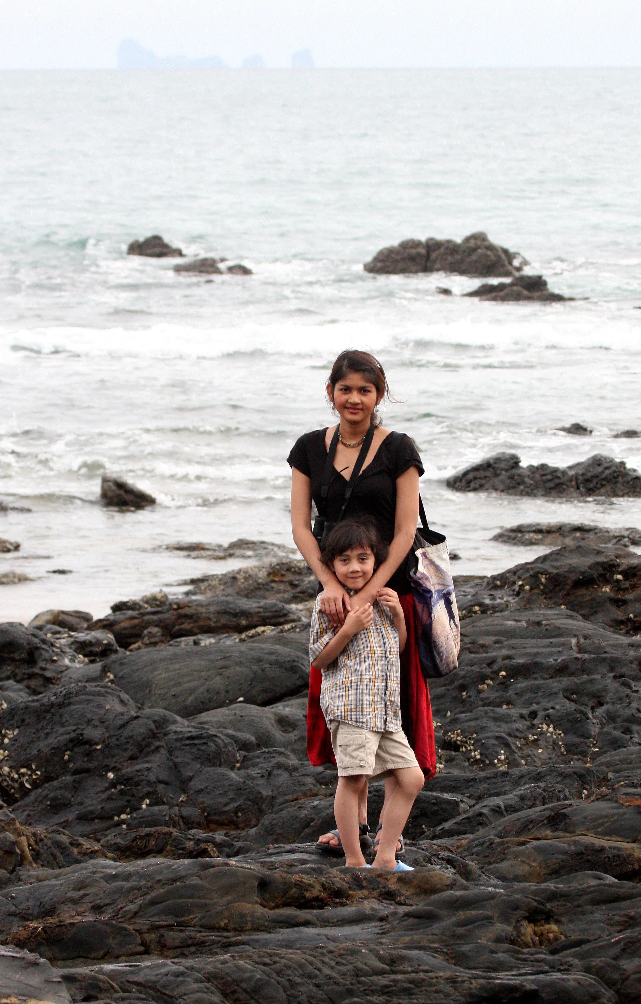 KOH LANTA - 2008 - HANGING ON THE ISLANDS (21).JPG