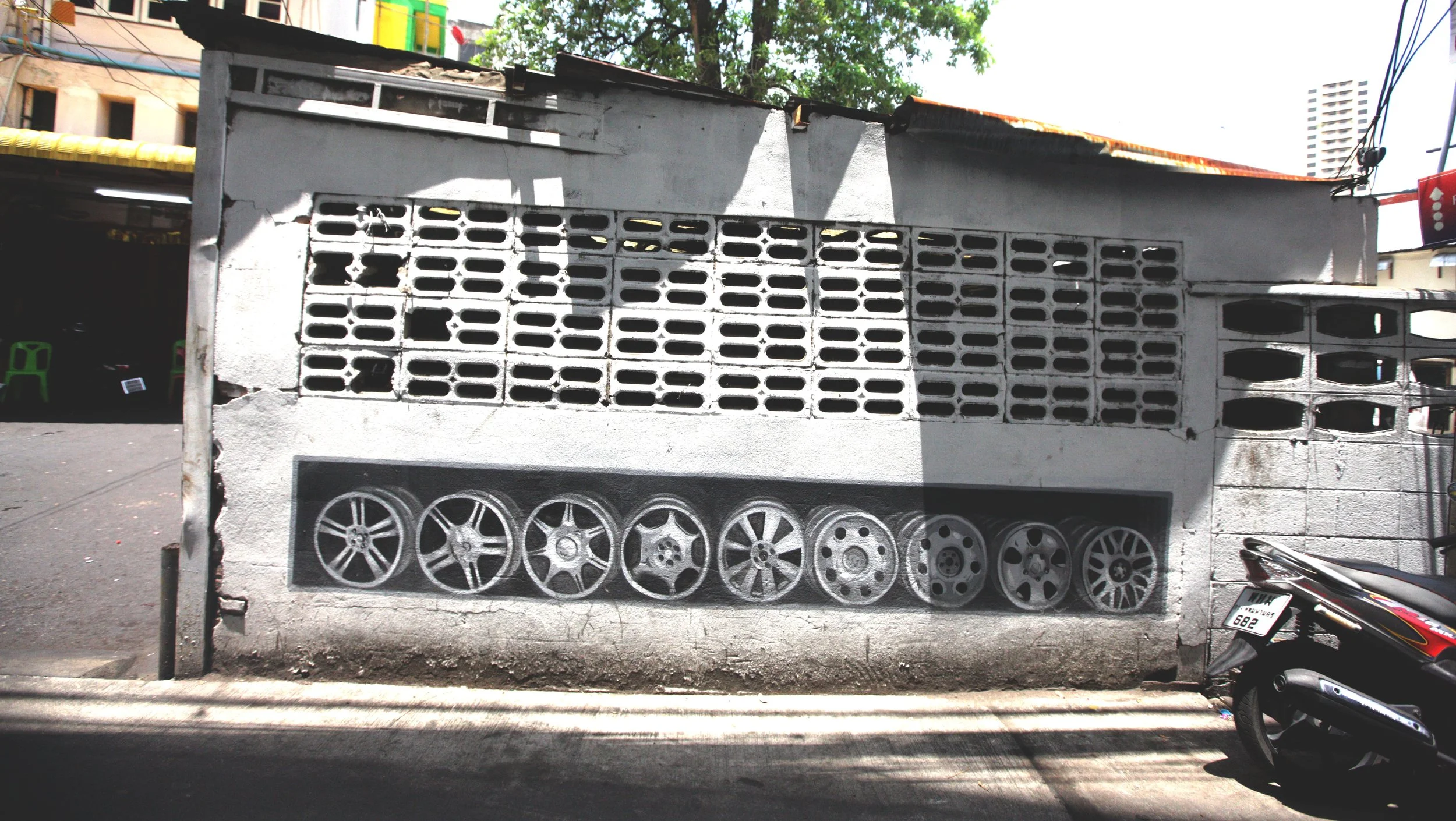 2017 Graffiti Tour in Bangkok (324).JPG