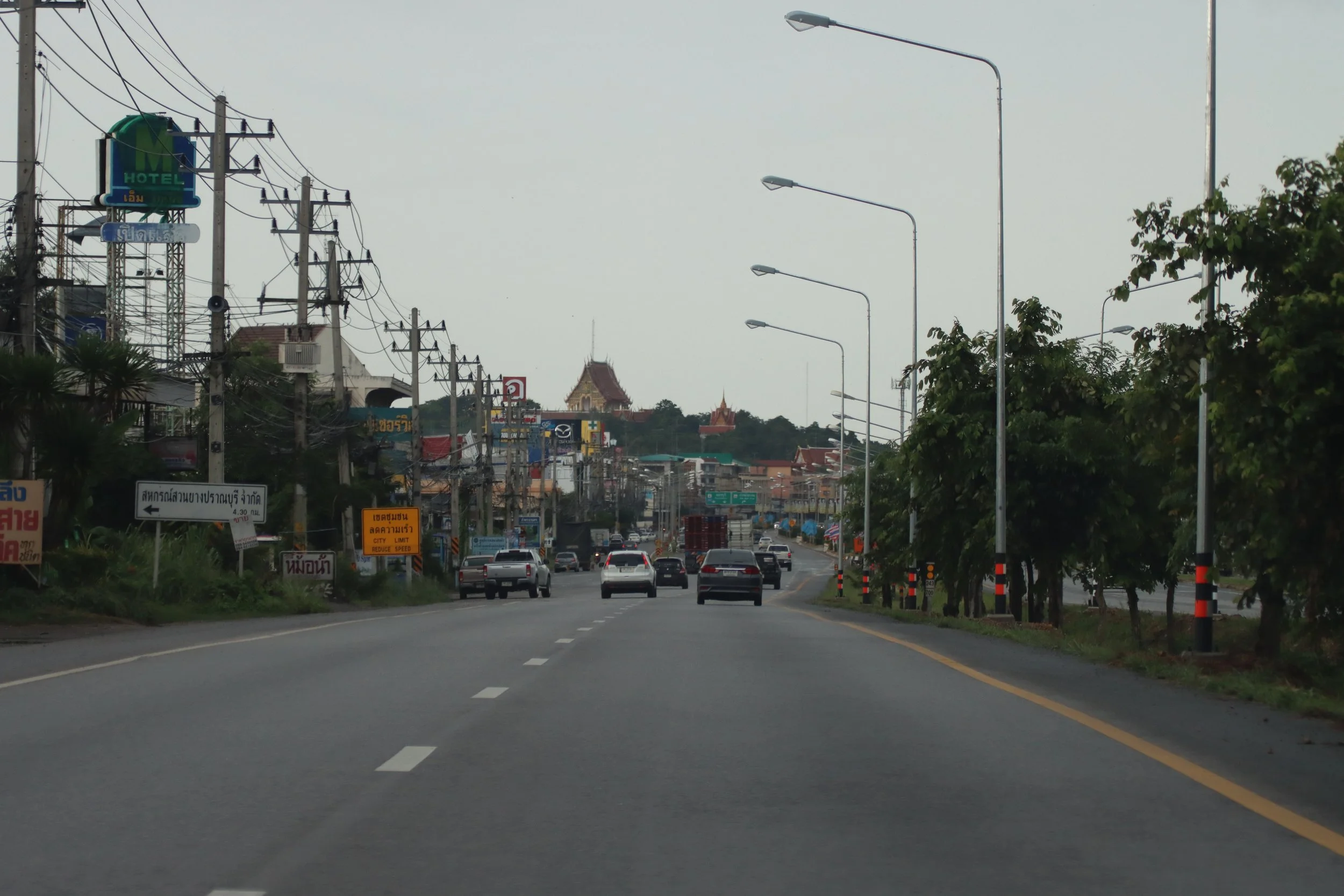 2020 Petchaburi Passing Through at Full Speed (4).JPG
