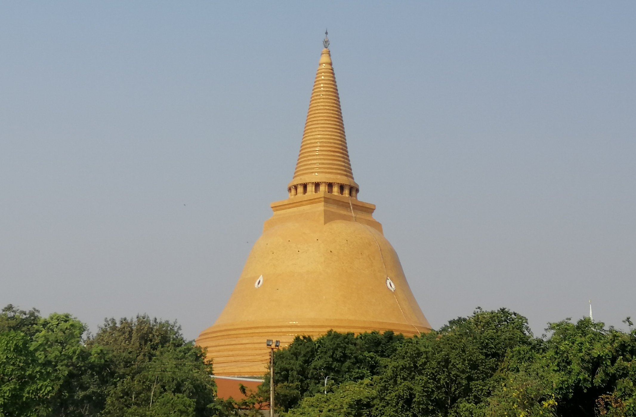 Nakhon Pathom Temples and Chedis