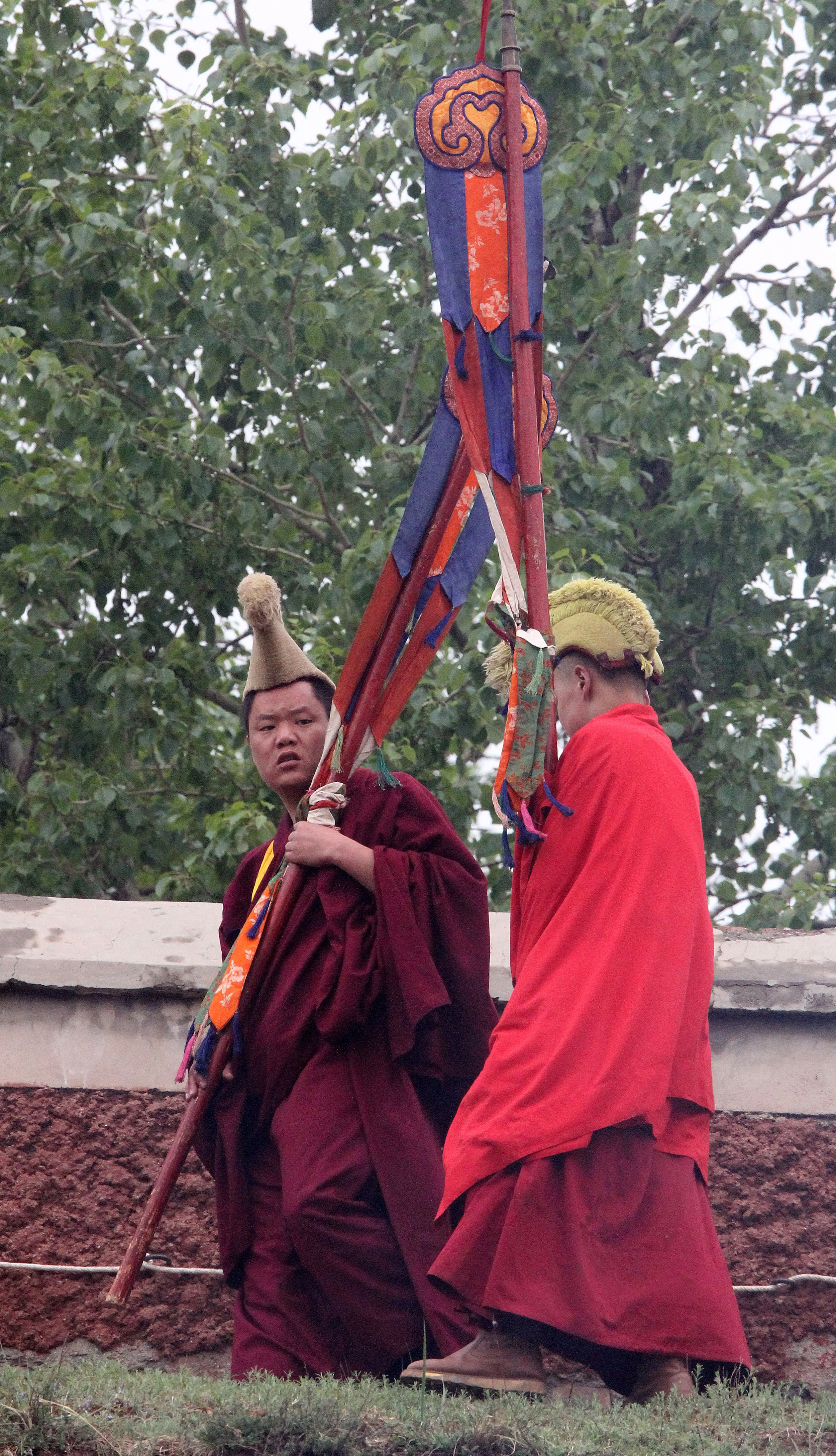 KUMBUM MONASTERY - QINGHAI - SUNNING BUDDHA FESTIVAL 2013 (173).JPG
