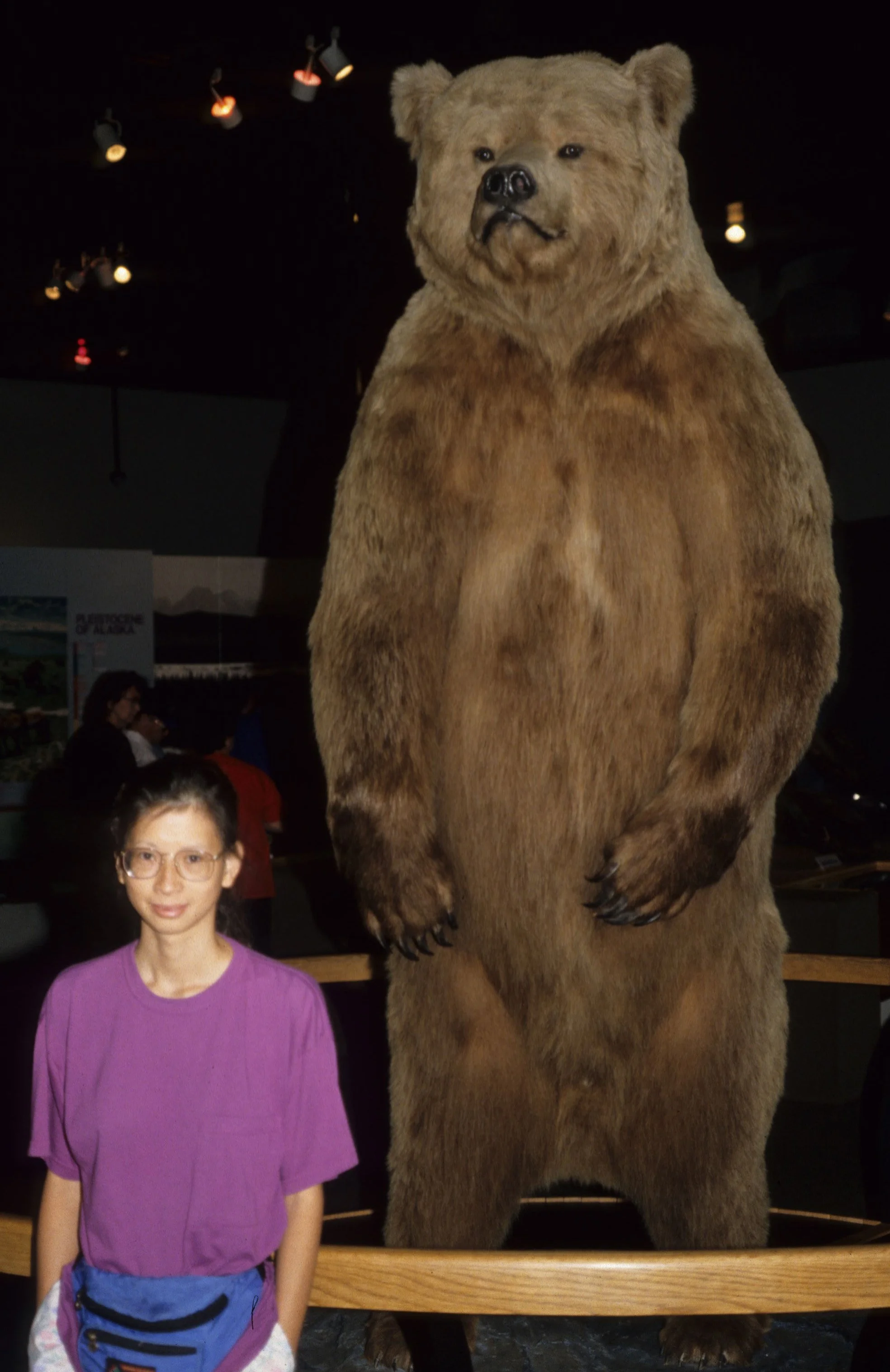 ALASKA - GRIZZLY AND LIEN.jpg