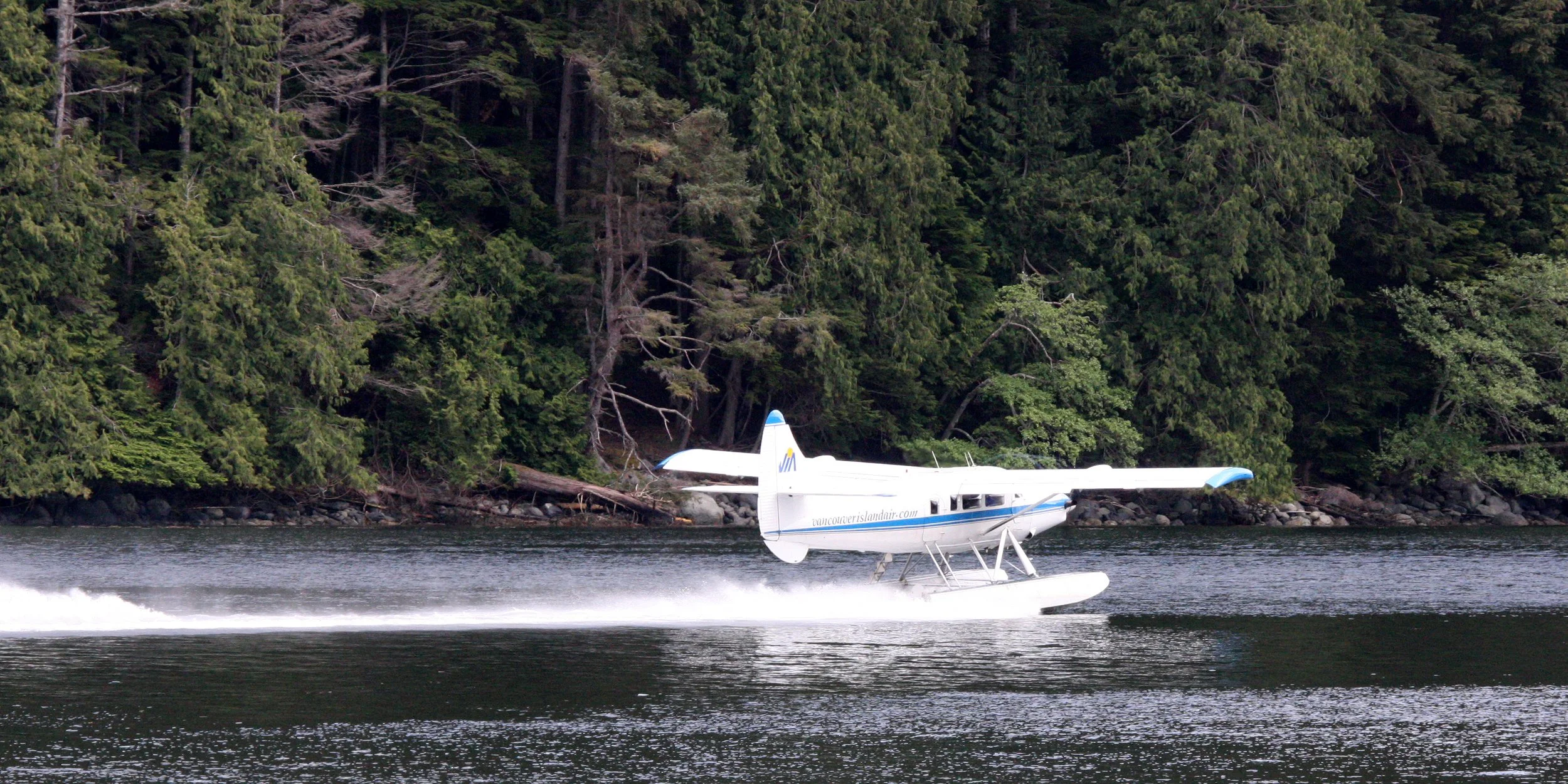 KNIGHT'S INLET - FLOAT PLANE RIDE TO MINSTREL ISLAND AND SAILCONE LODGE.JPG