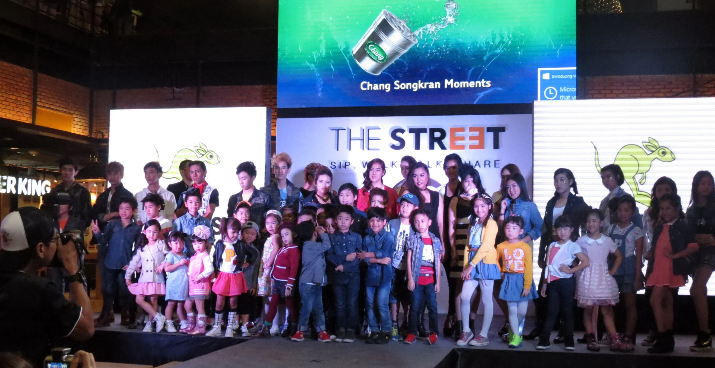 2016 Monkey Town Modeling Cokie in Bangkok (5).JPG