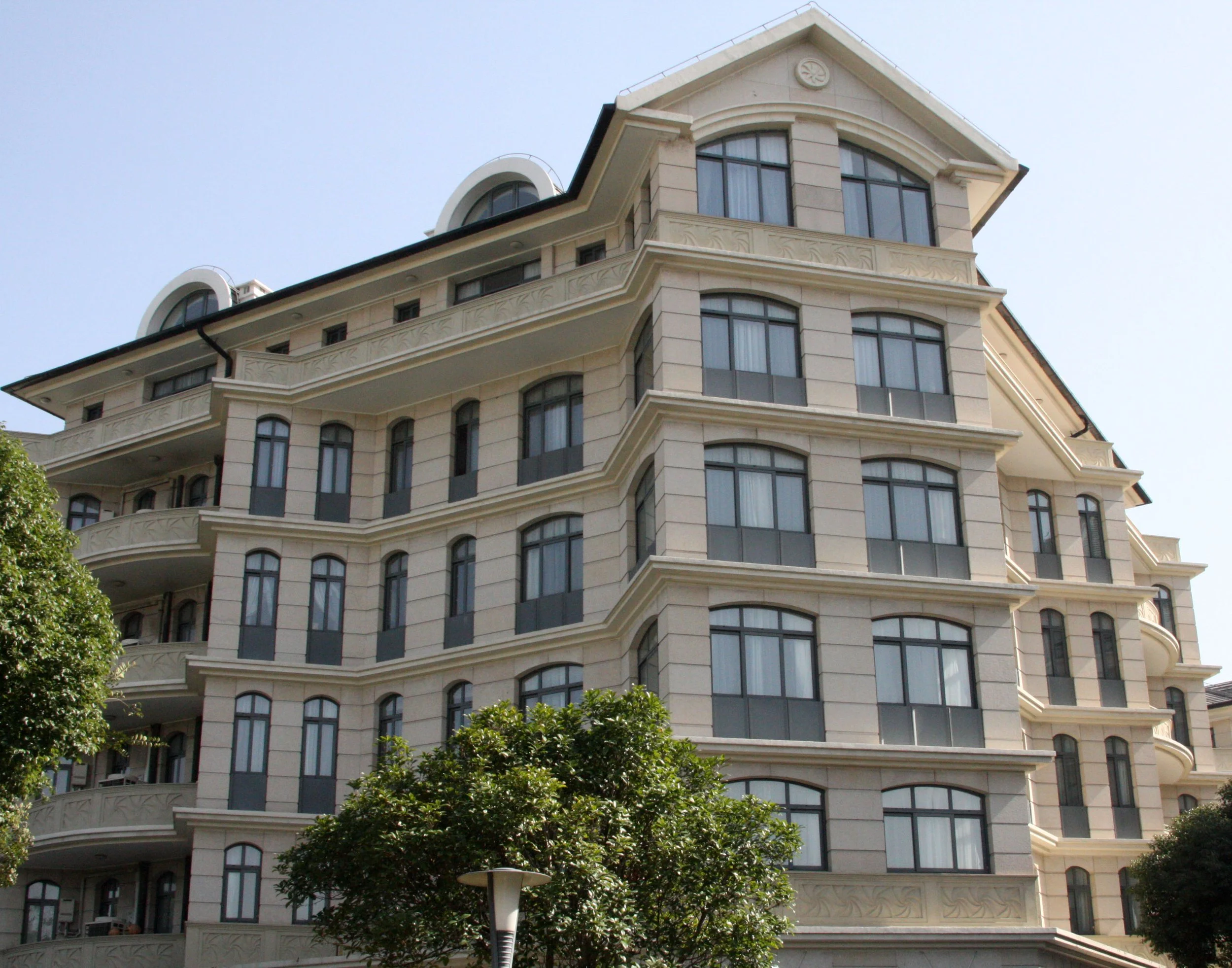 COKIES SHANGHAI PITCHERS  (21).JPG