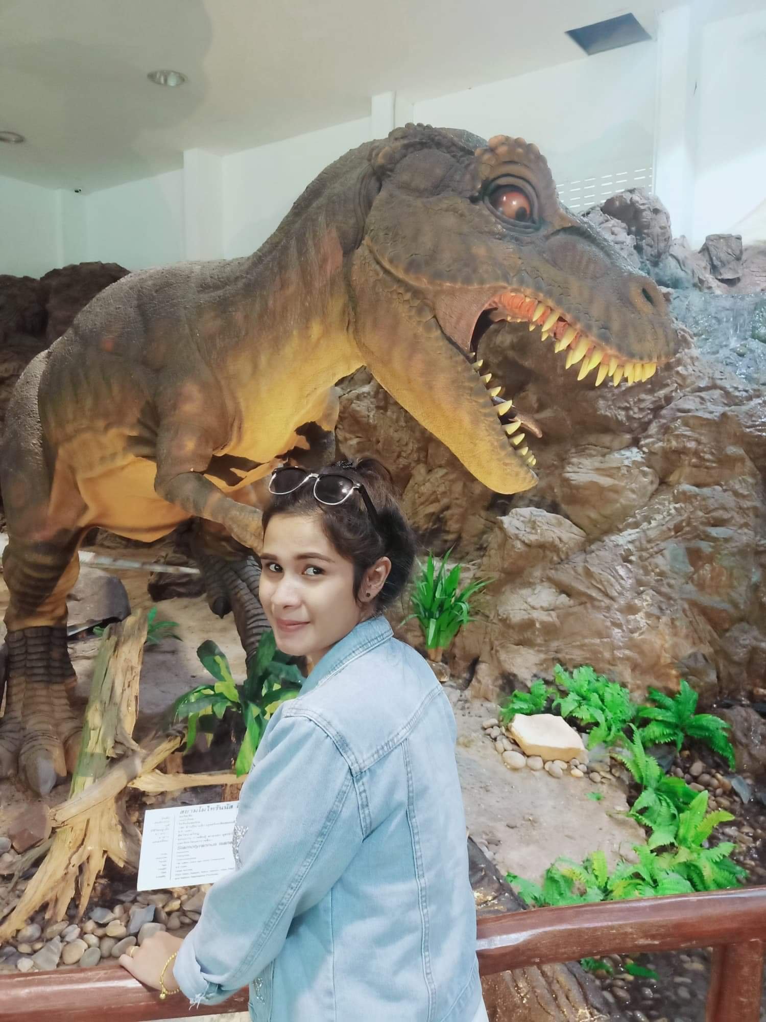 2019-2020 Misc Pictures from Other People - Family, Kanchanaburi, Lanta, Liana and more (130).jpeg