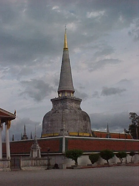 2001 Nakhonsithammarat (2).JPG