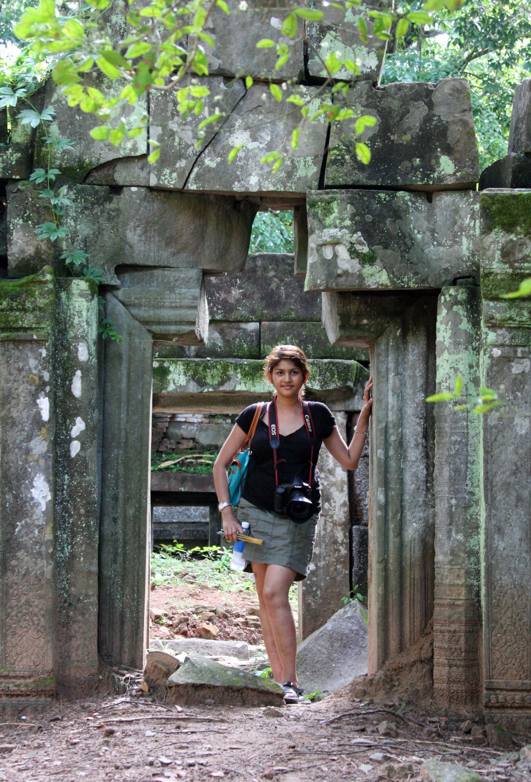 KOH KER TEMPLE CAMBODIA (37).JPG