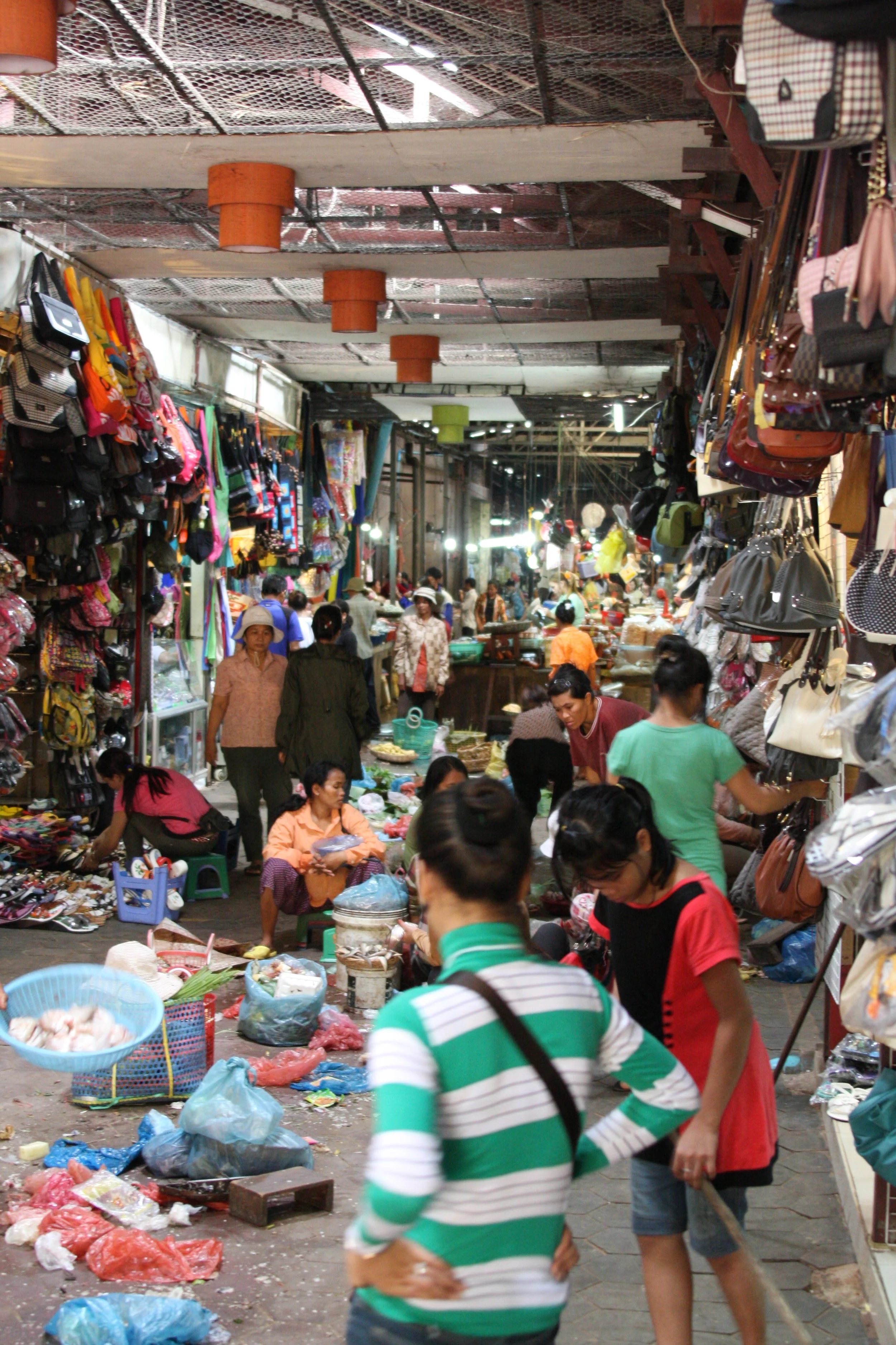 SIEM REAP CAMBODIA - JULY 2010 (44).JPG
