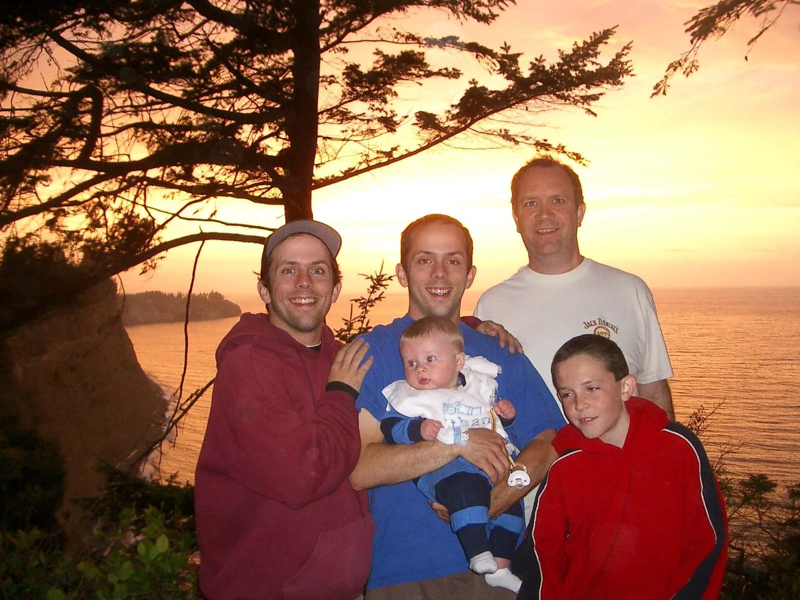 2003-7-31 FAMILY REUNION IN WASHINGTON AND CANADA (164).JPG