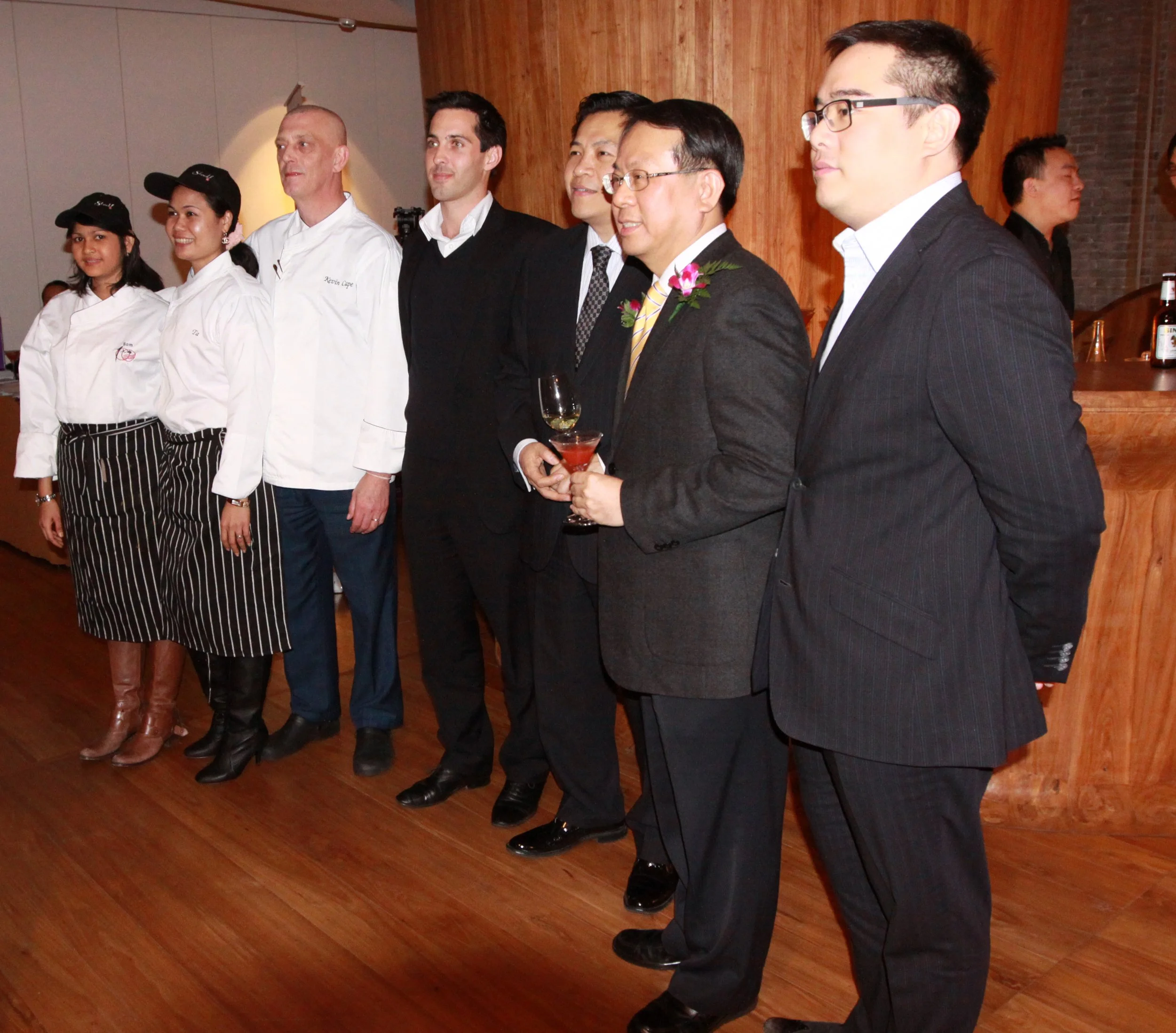 THAI CONSULATE DINNER AND BENEFIT (58).JPG