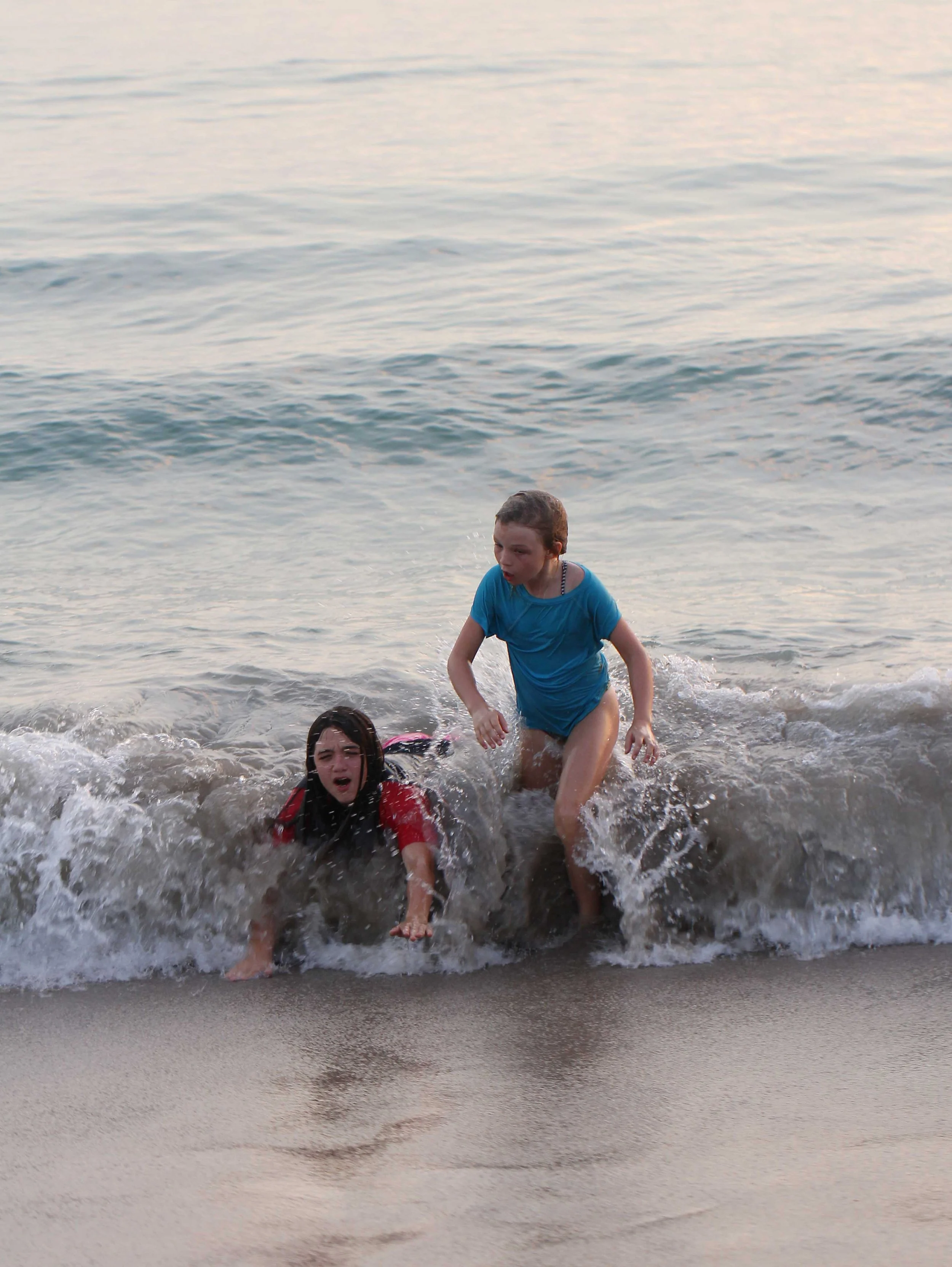 2015 Koh Lanta Songkran with friends from ISB (505).JPG