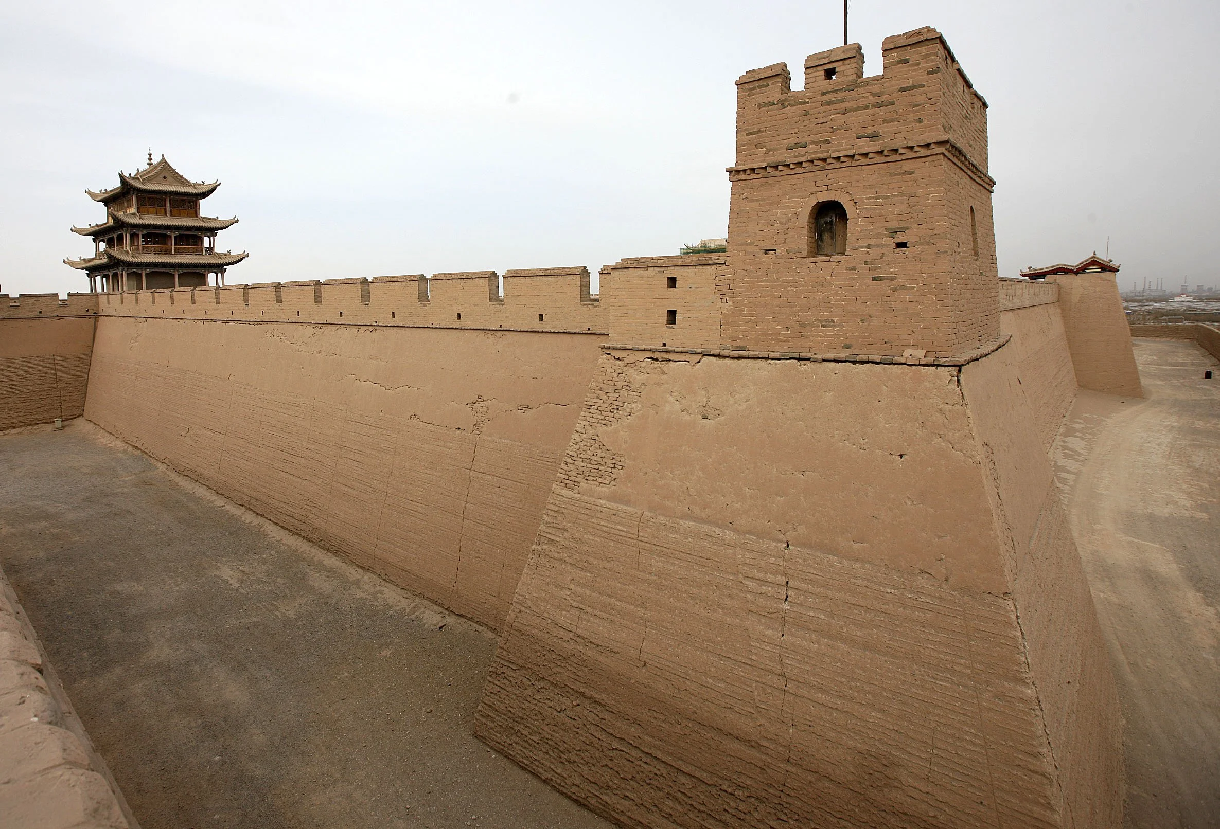 JIAYUGUAN  PASS - FORTRESS AND GREAT WALL - GANSU CHINA (41).JPG