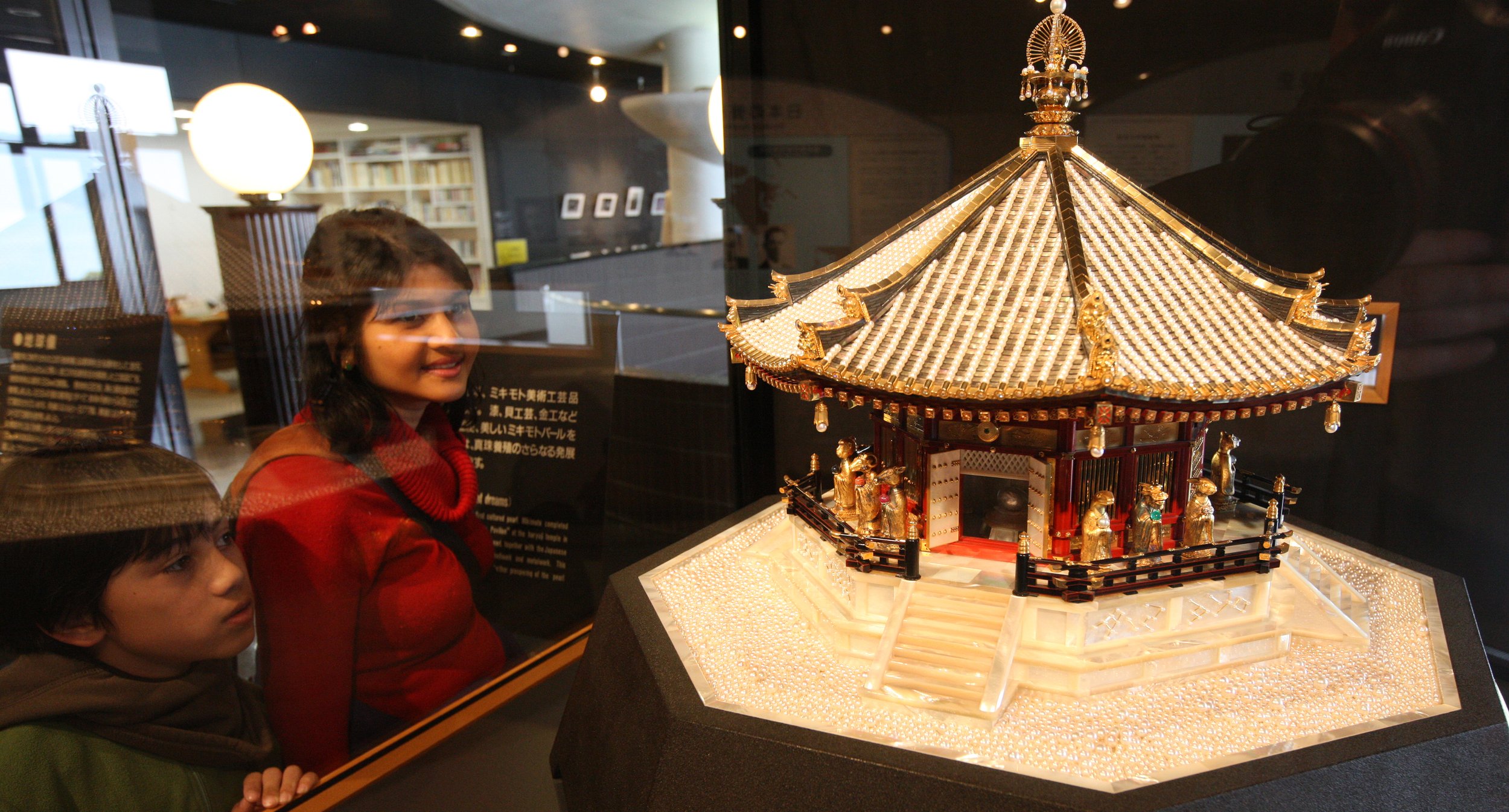 MIKIMOTO PEARL ISLAND AND MUSEUM - TOBA JAPAN (34).JPG