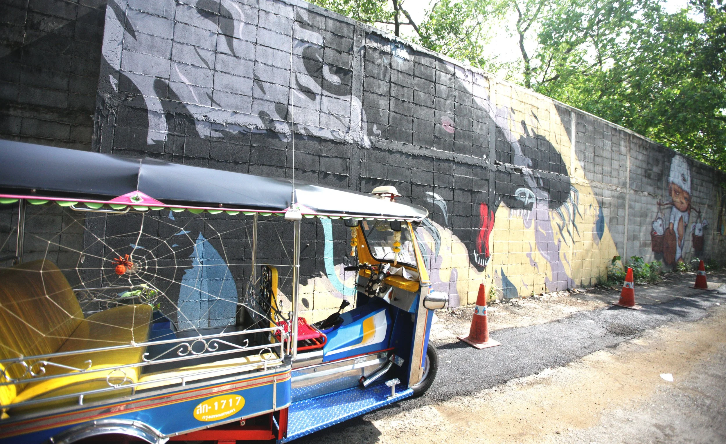 2017 Graffiti Tour in Bangkok (59).JPG