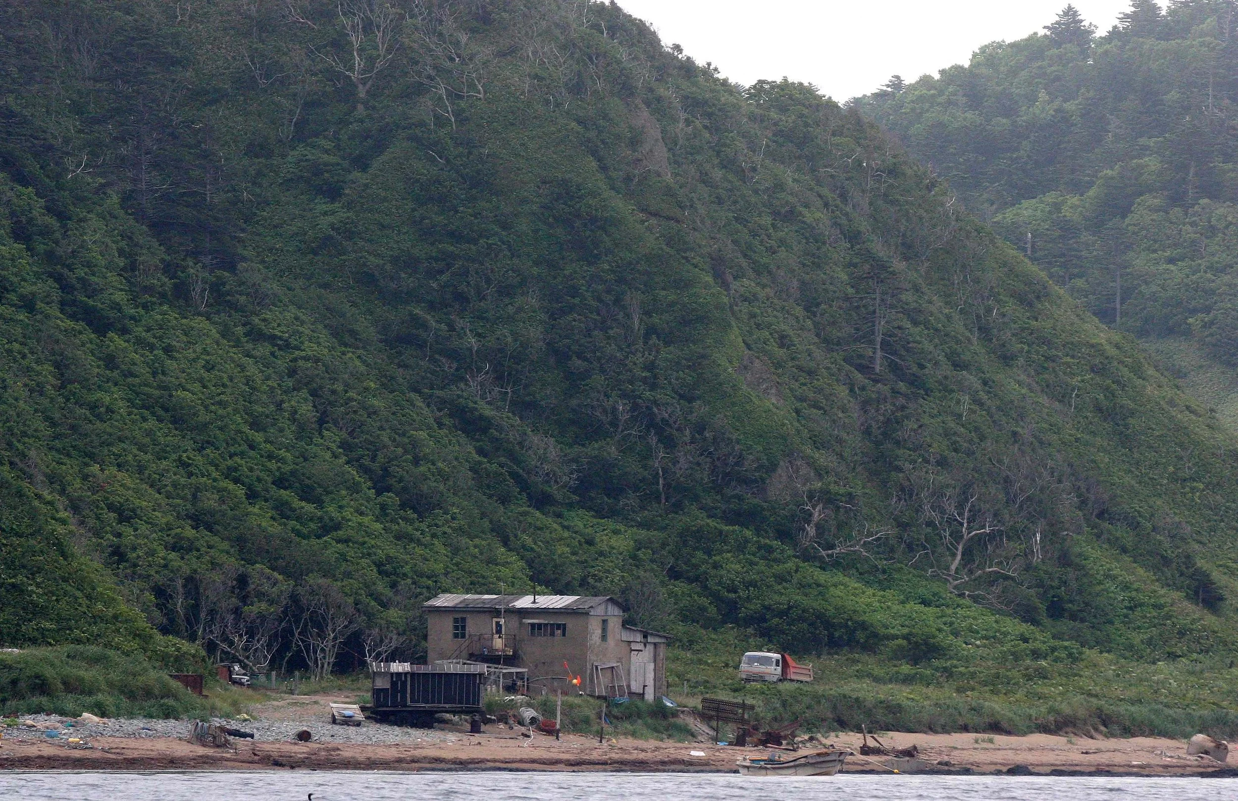 KURIL ISLANDS - VIEWS LANDSCAPES AND GEOLOGY (138).jpg