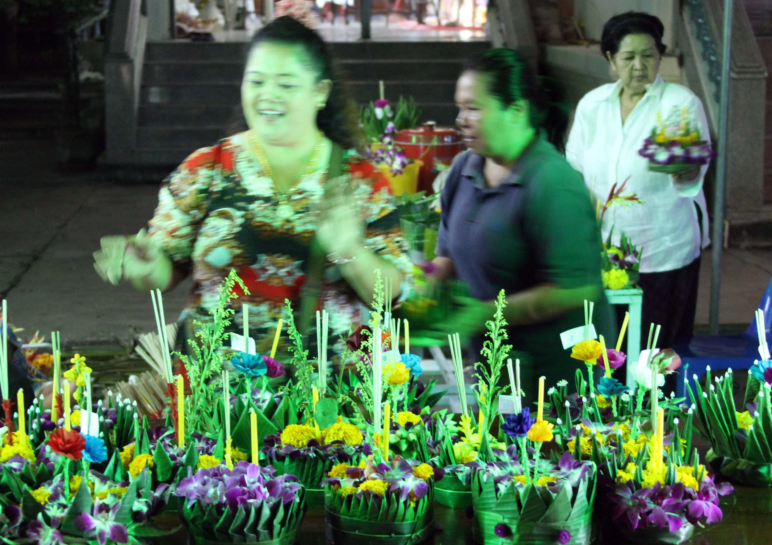 2013 Loy Krathong in Bangkok (62).JPG