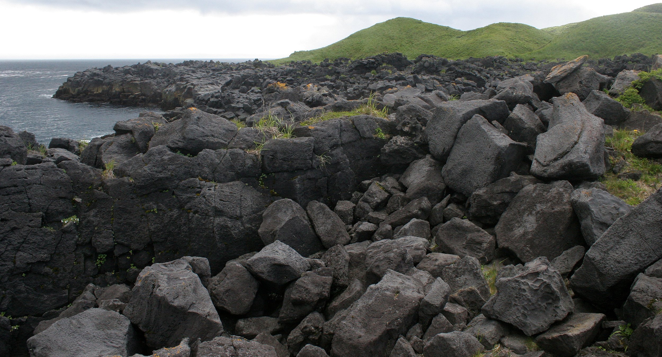 KURIL ISLANDS - VIEWS LANDSCAPES AND GEOLOGY - RUSSIA (81).jpg