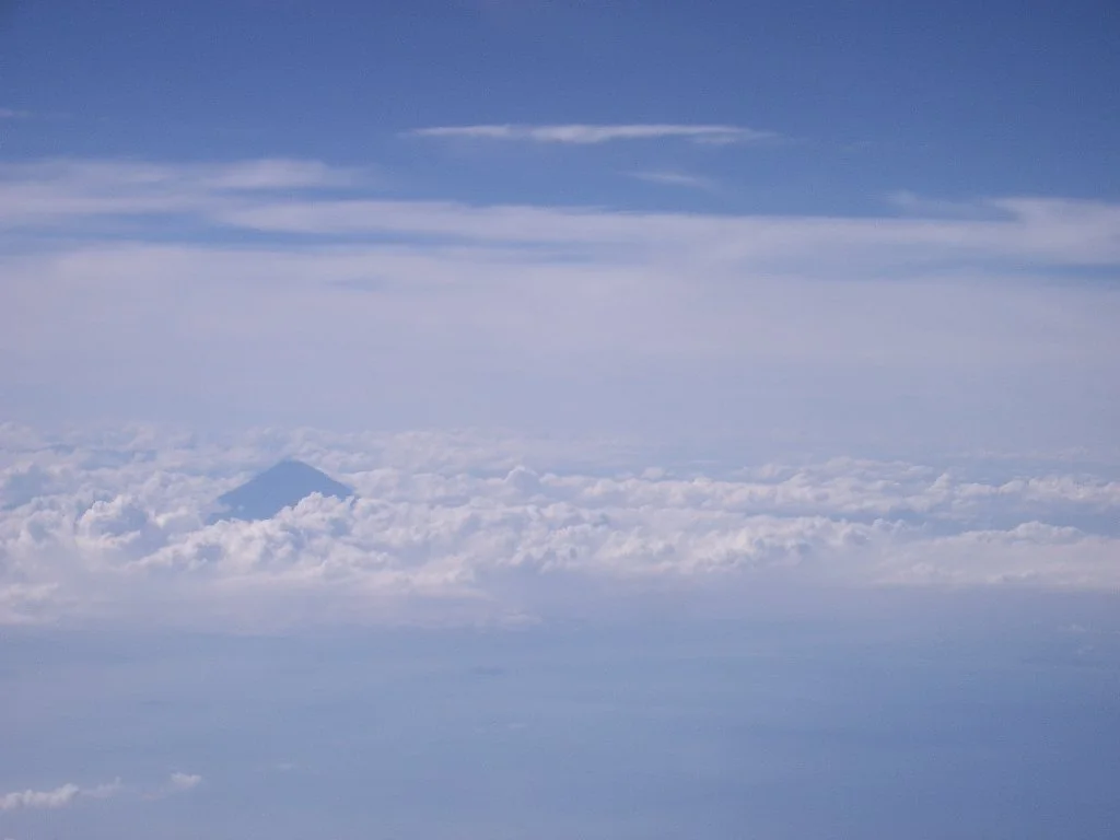 JAPAN - MOUNT FUJI FROM AIR - 2004.JPG