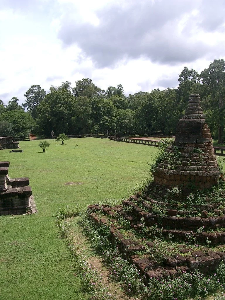 ANGKOR - ANGKOR WAT TEMPLE - CAMBODIA (74).JPG