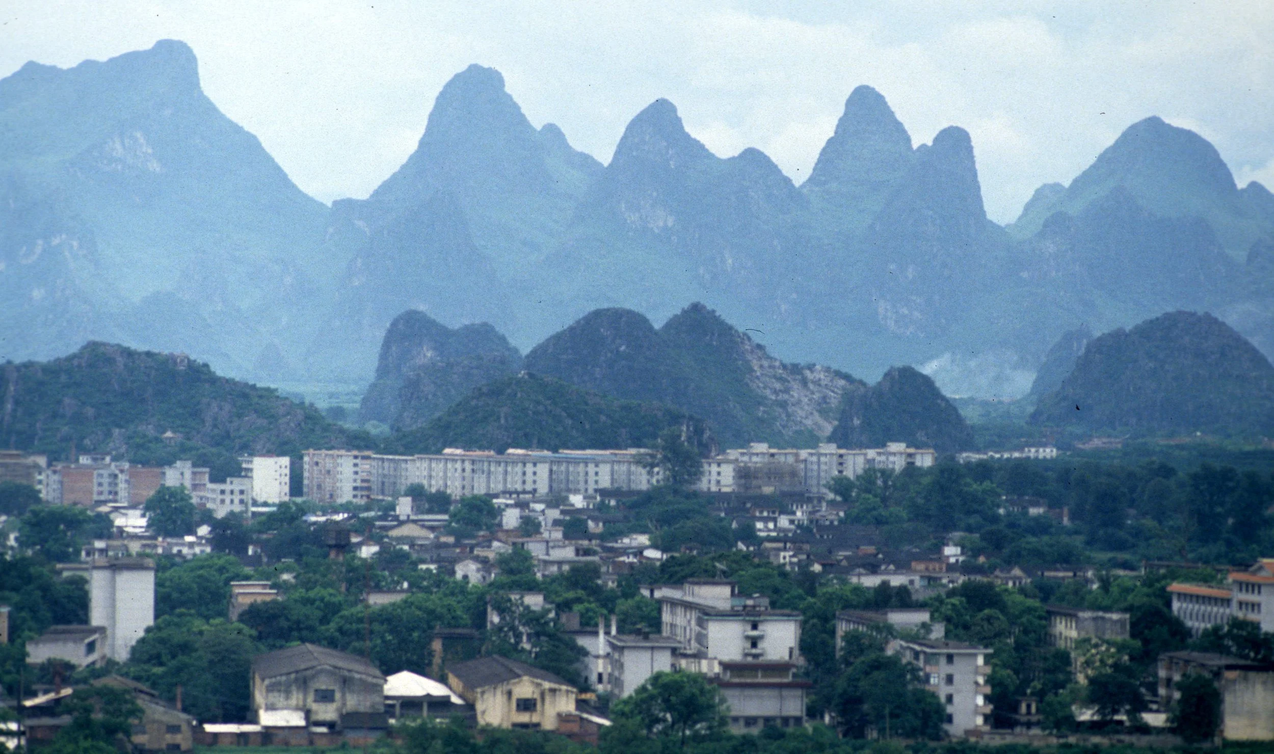GUILIN - CHINA - 1994 (4).jpg