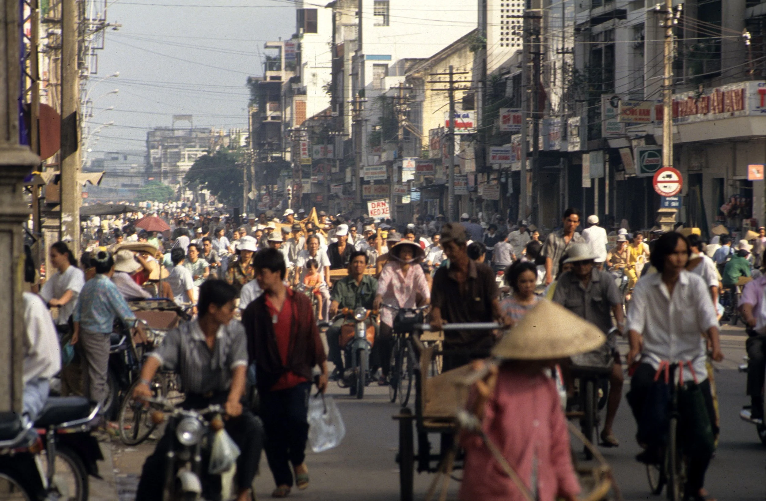 SAIGON - SCENES (6).jpg