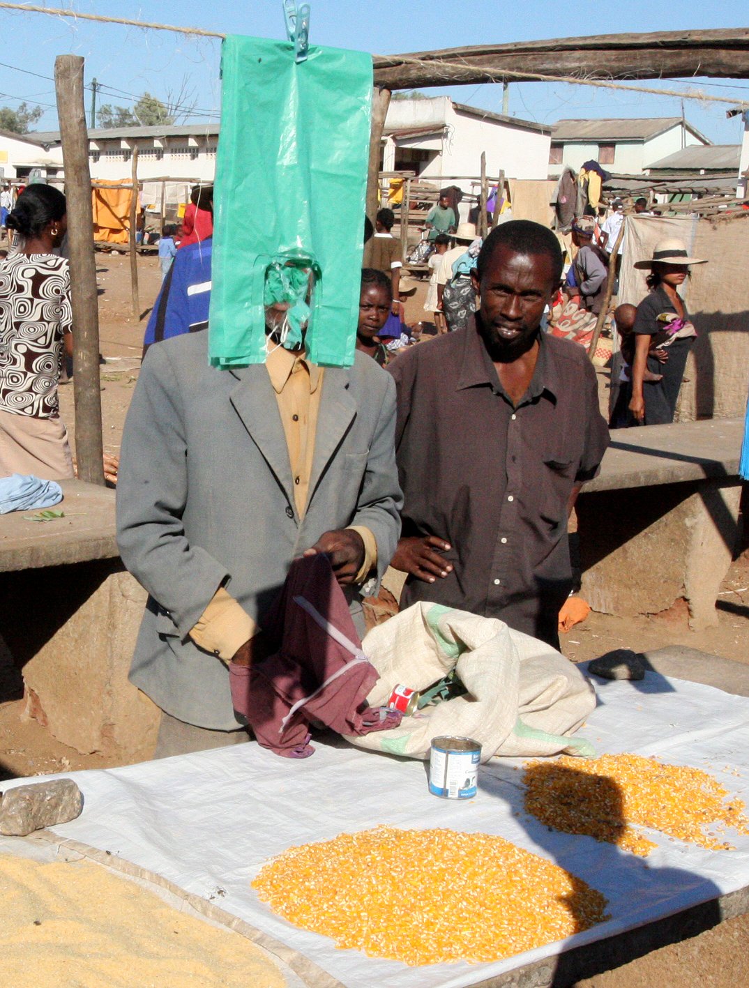 ANTANDROY VILLAGE - MARKET DAY (20).JPG
