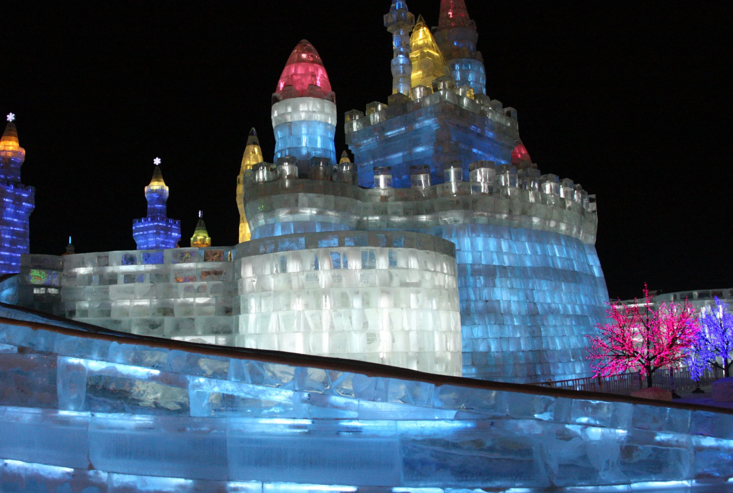 HARBIN ICE & SNOW FESTIVAL FEBRUARY 2012 (108).JPG