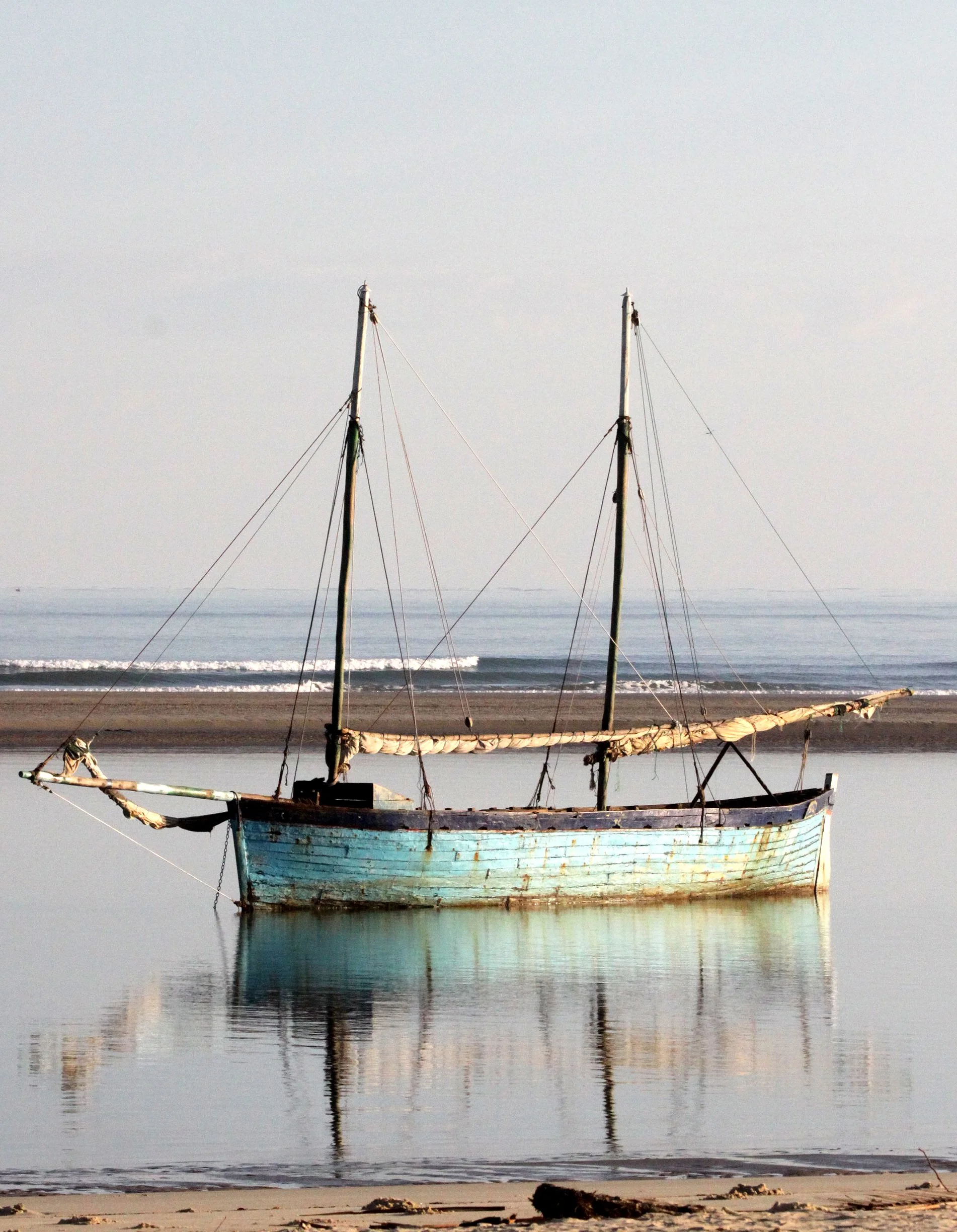 MORONDAVA - BEACH SCENES - MADAGASCAR (21).JPG