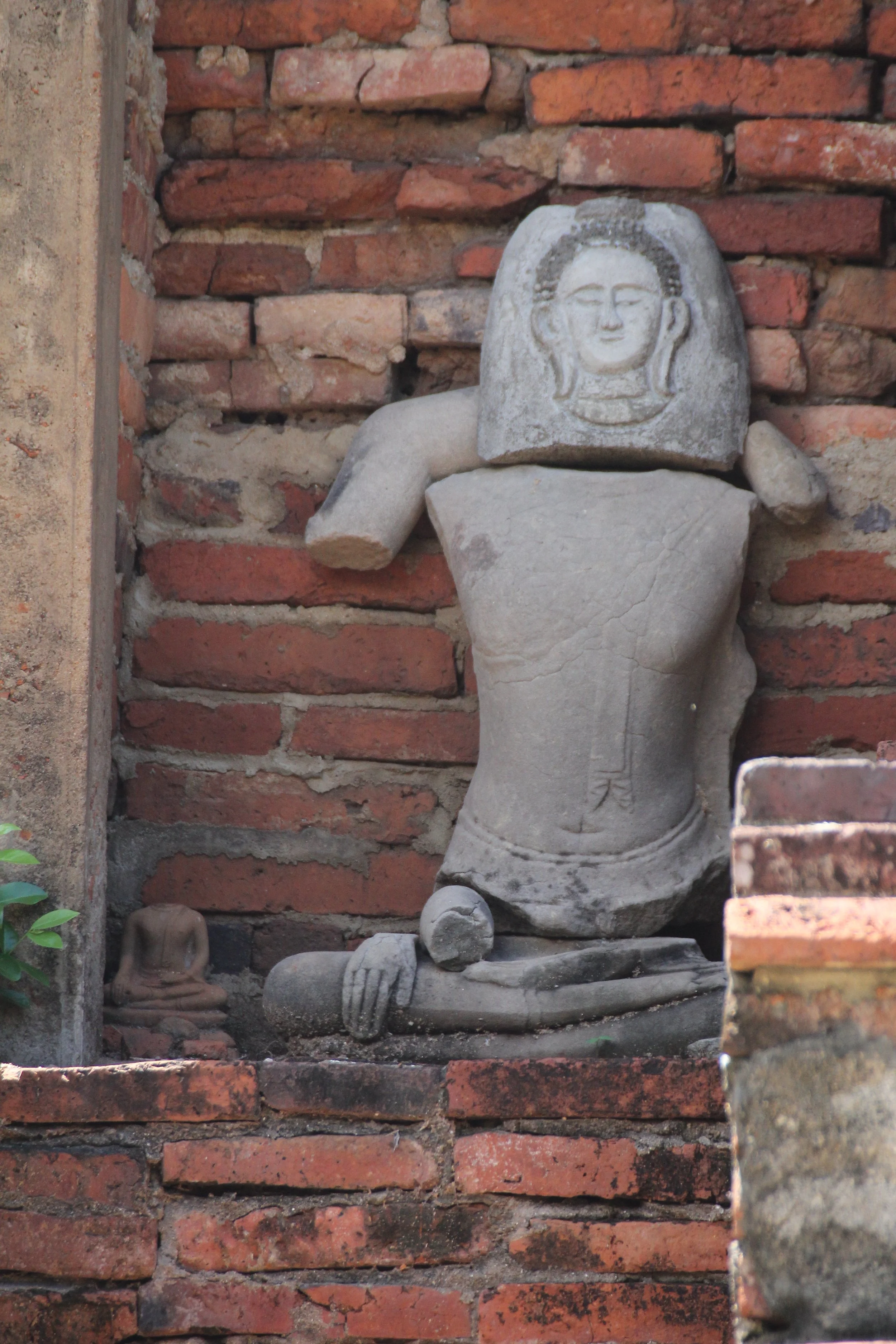 2020 14-15 July Singburi Wat Na Phra That (41).JPG