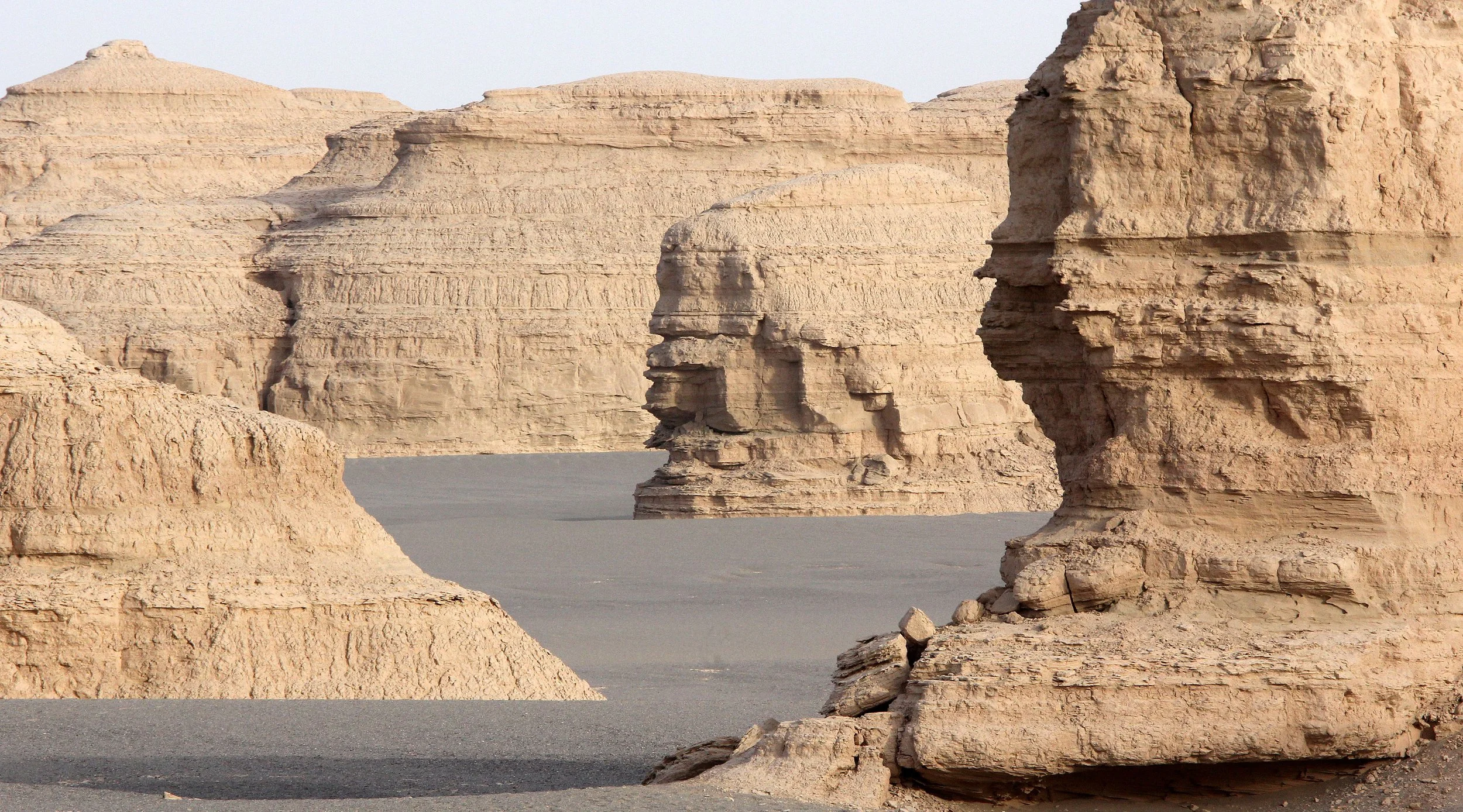YADAN NATIONAL GEOLOGICAL RESERVE - GANSU CHINA (54).JPG