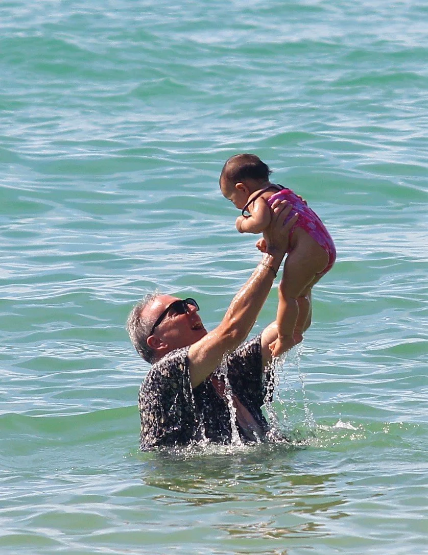 2020 Sai Kaew Beach and Pataya Skyline with Gift and Family (28).jpg