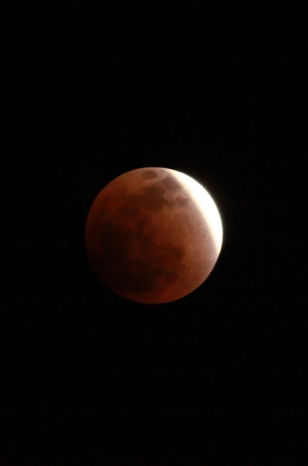 9 DECEMBER 2011 LUNAR ECLIPSE FROM SHANGHAI (17).JPG