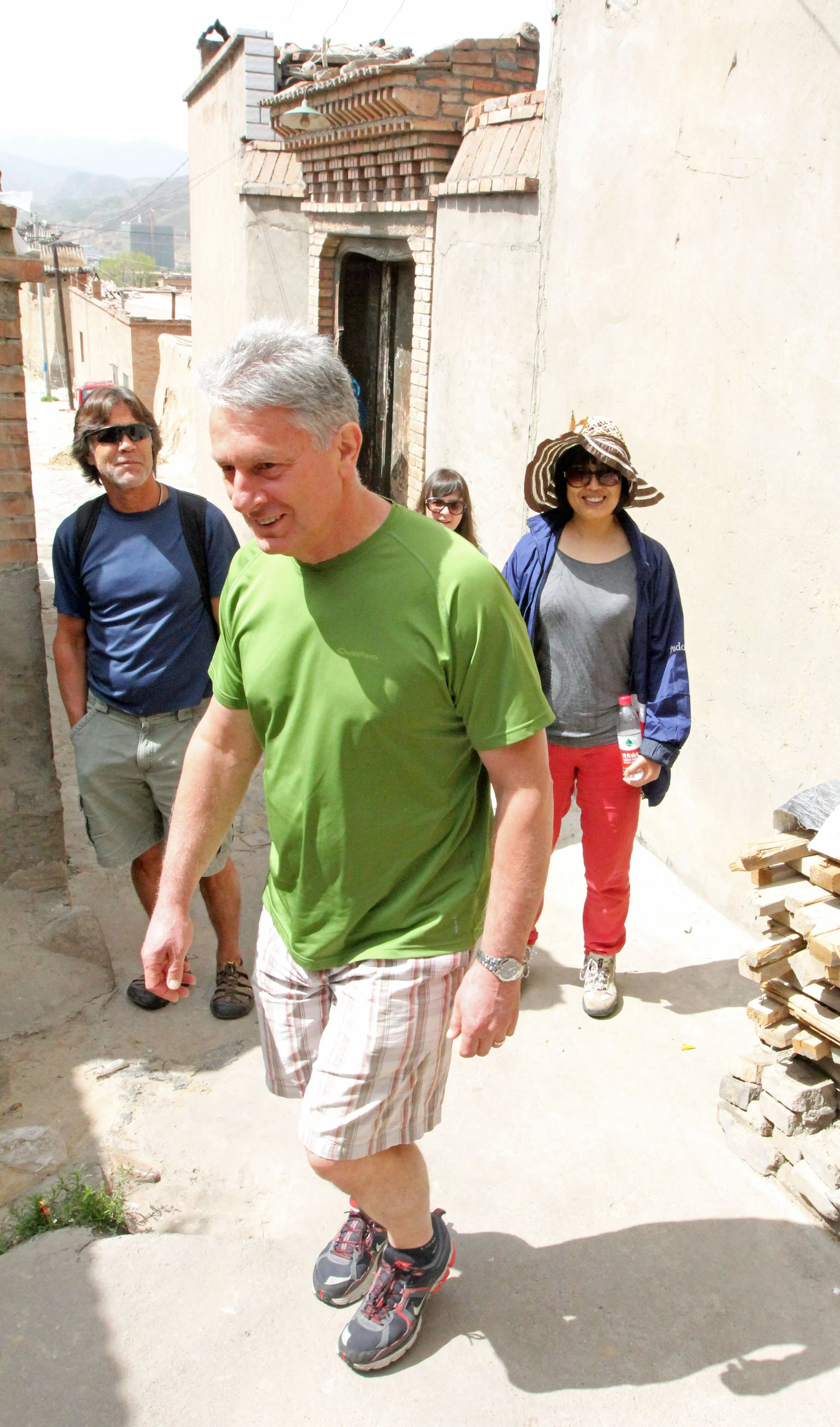 DANGEER TOWN - QINGHAI LAKE CHINA (8).JPG