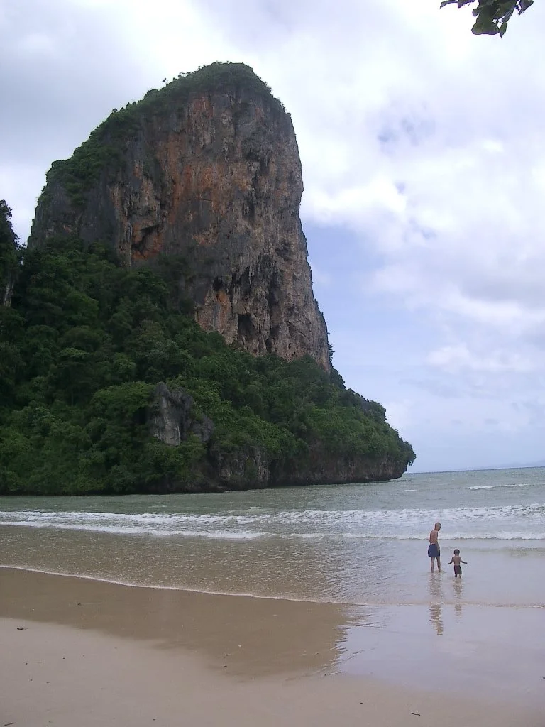KRABI - RAILEY BEACH - 2004 (38).JPG