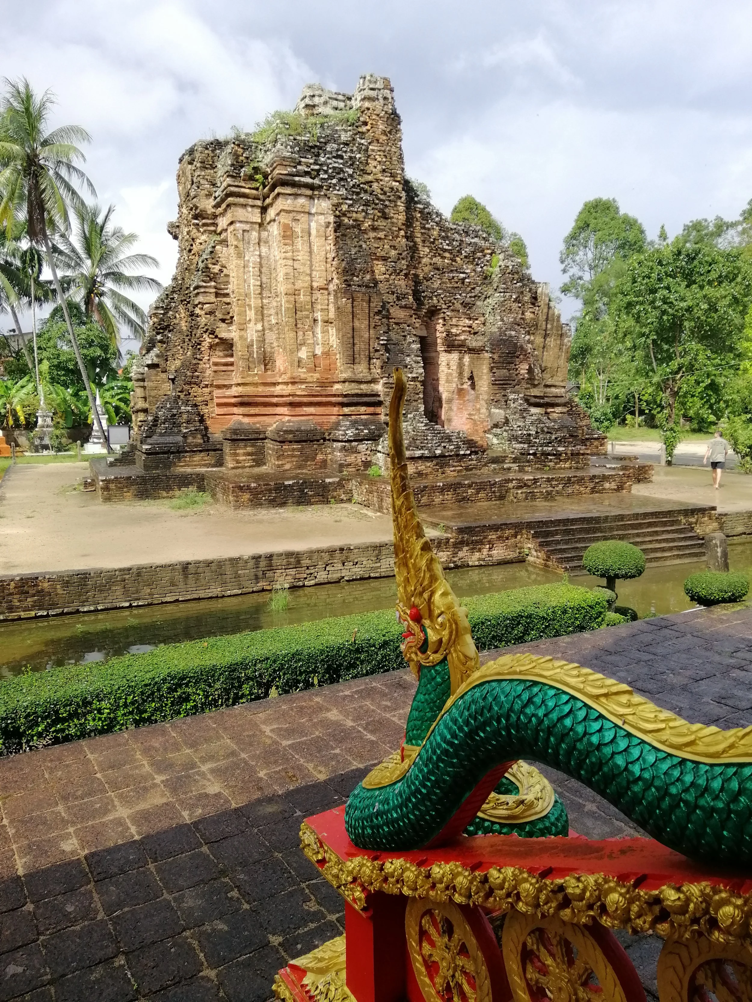 2018 Chaiya Wat Kaew Road Trip with Gift and Cokie (5).jpg