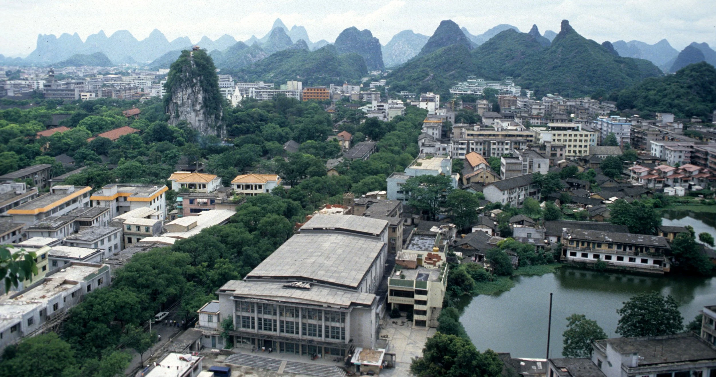 GUILIN - CHINA - 1994 (3).jpg