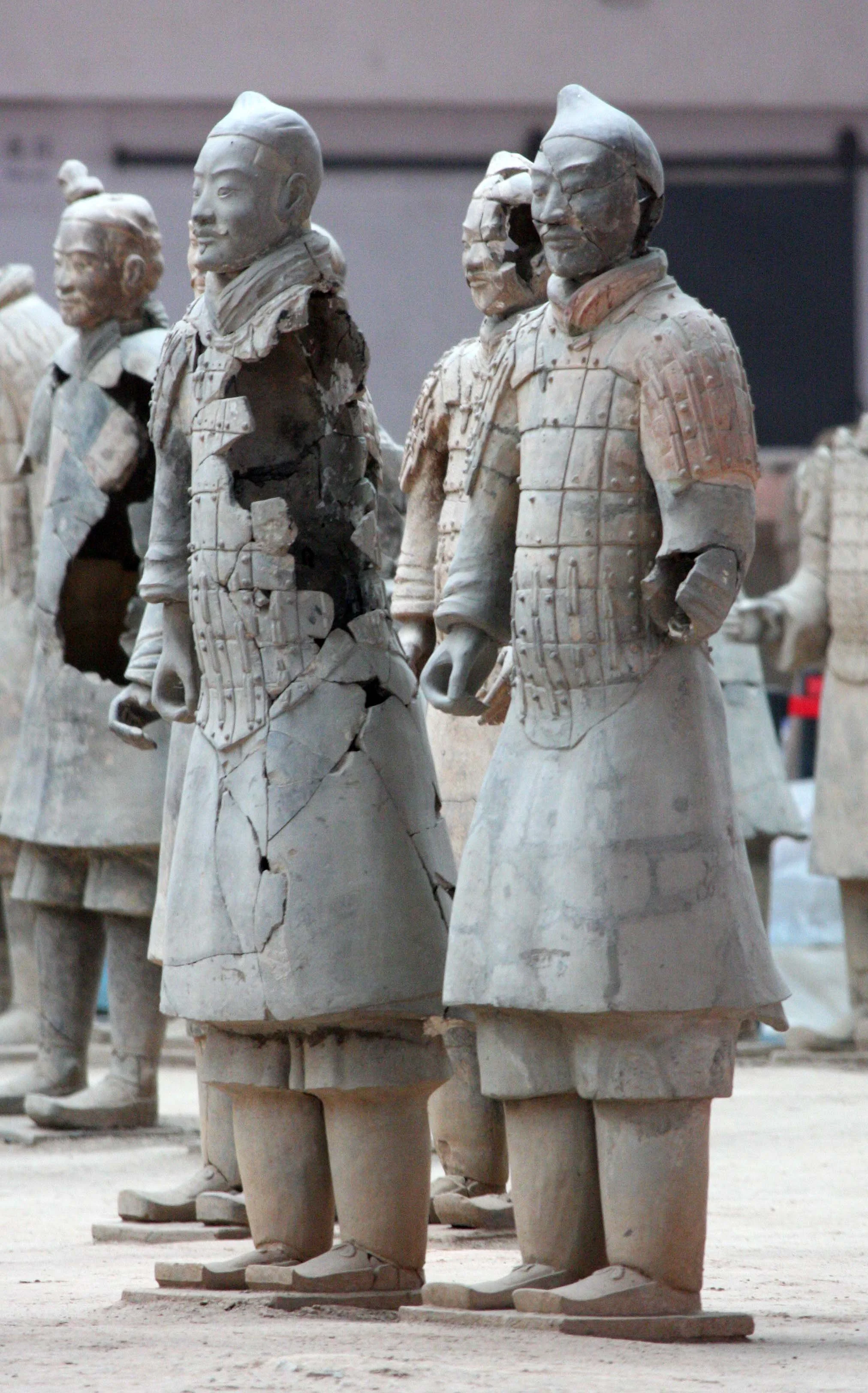 XIAN - TERRA COTTA WARRIORS - MARCH 2011 (83).JPG