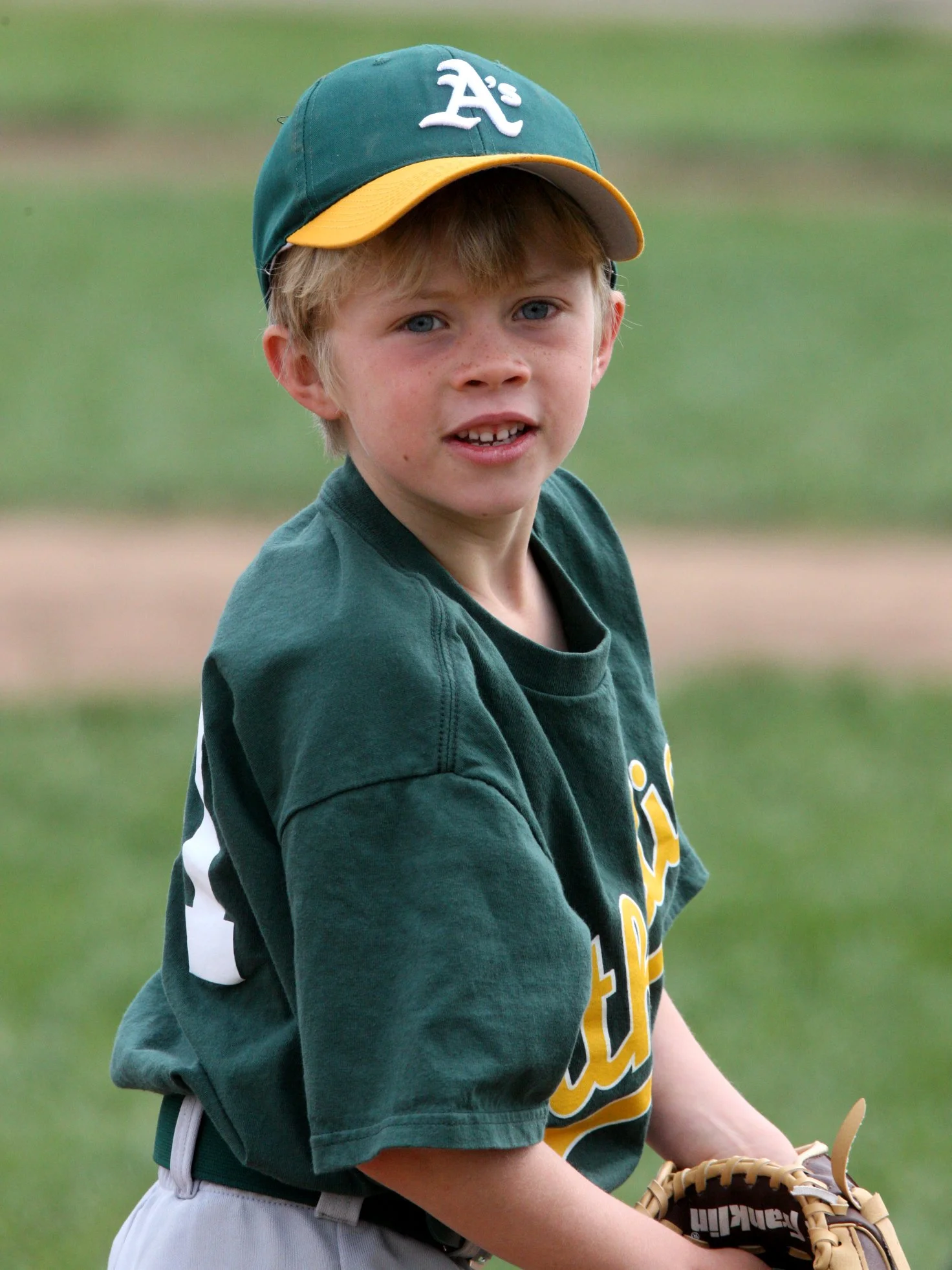 2010-4-10 ETHAN'S BIG GAME - SACRAMENTO - ROADTRIP 2010 (25).JPG