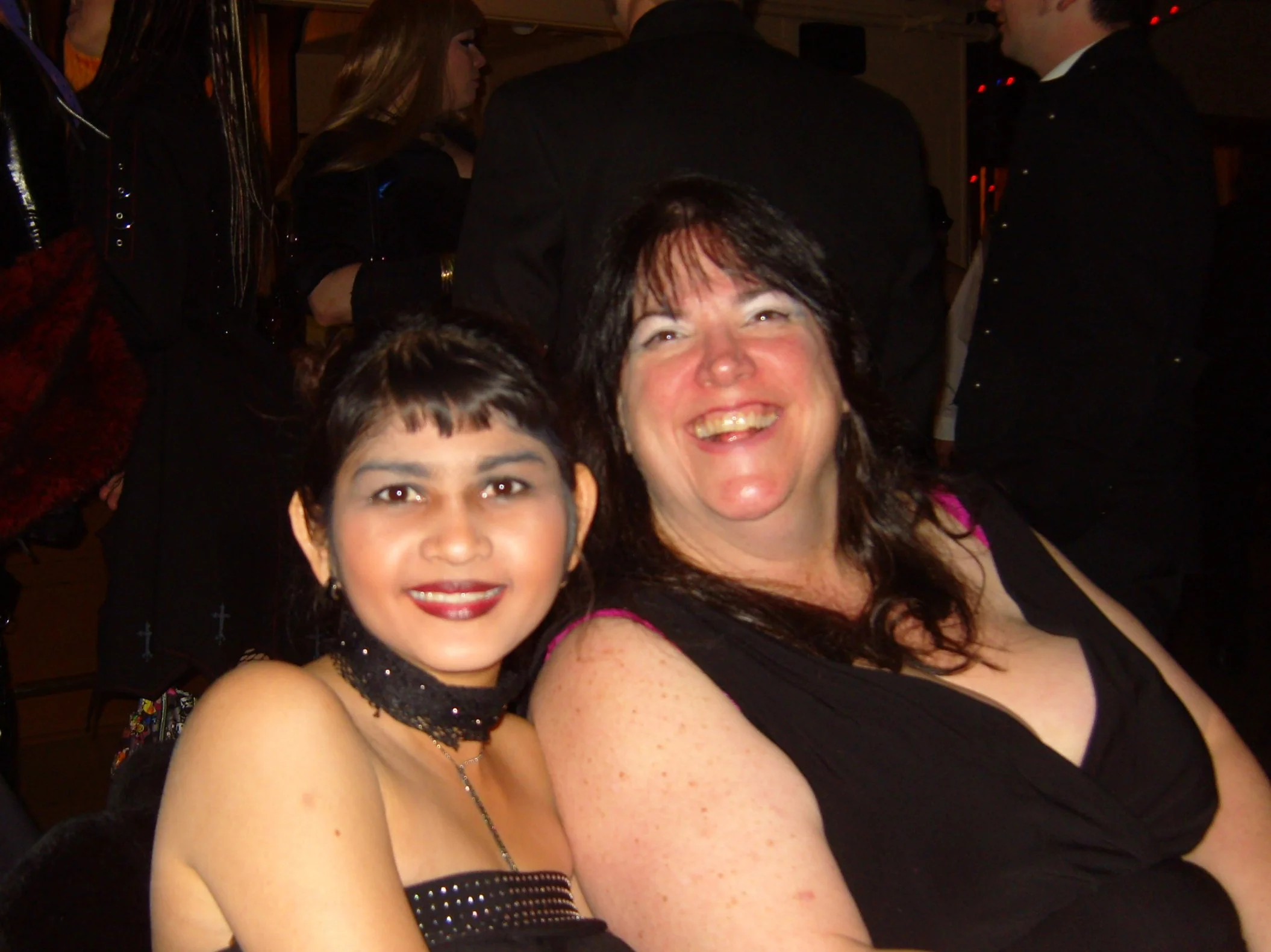 2009-11-21 GOTHIC BALL PARTY - TWIGHLIGHT OPENING WEEKEND (2).JPG