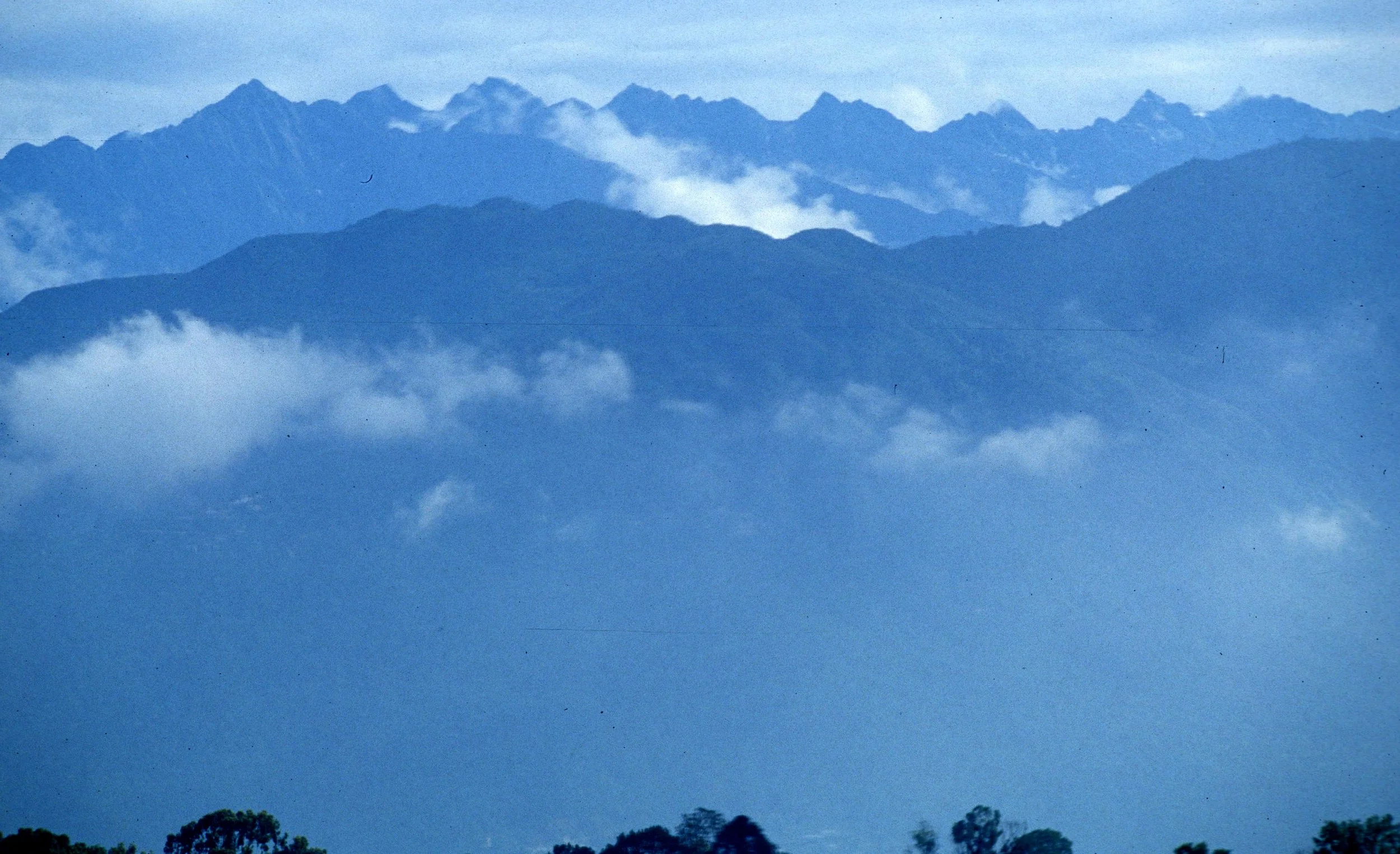 NEPAL - HIMALAYA VIEWS (2).jpg