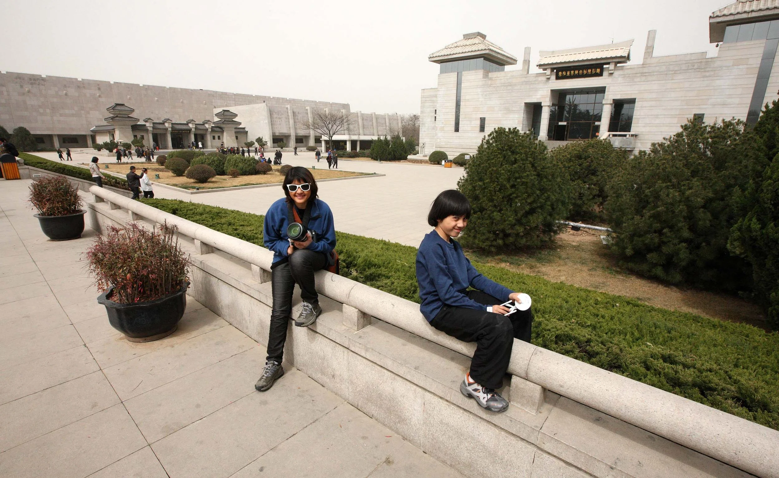 XIAN - TERRA COTTA WARRIORS - MARCH 2011 (37).JPG