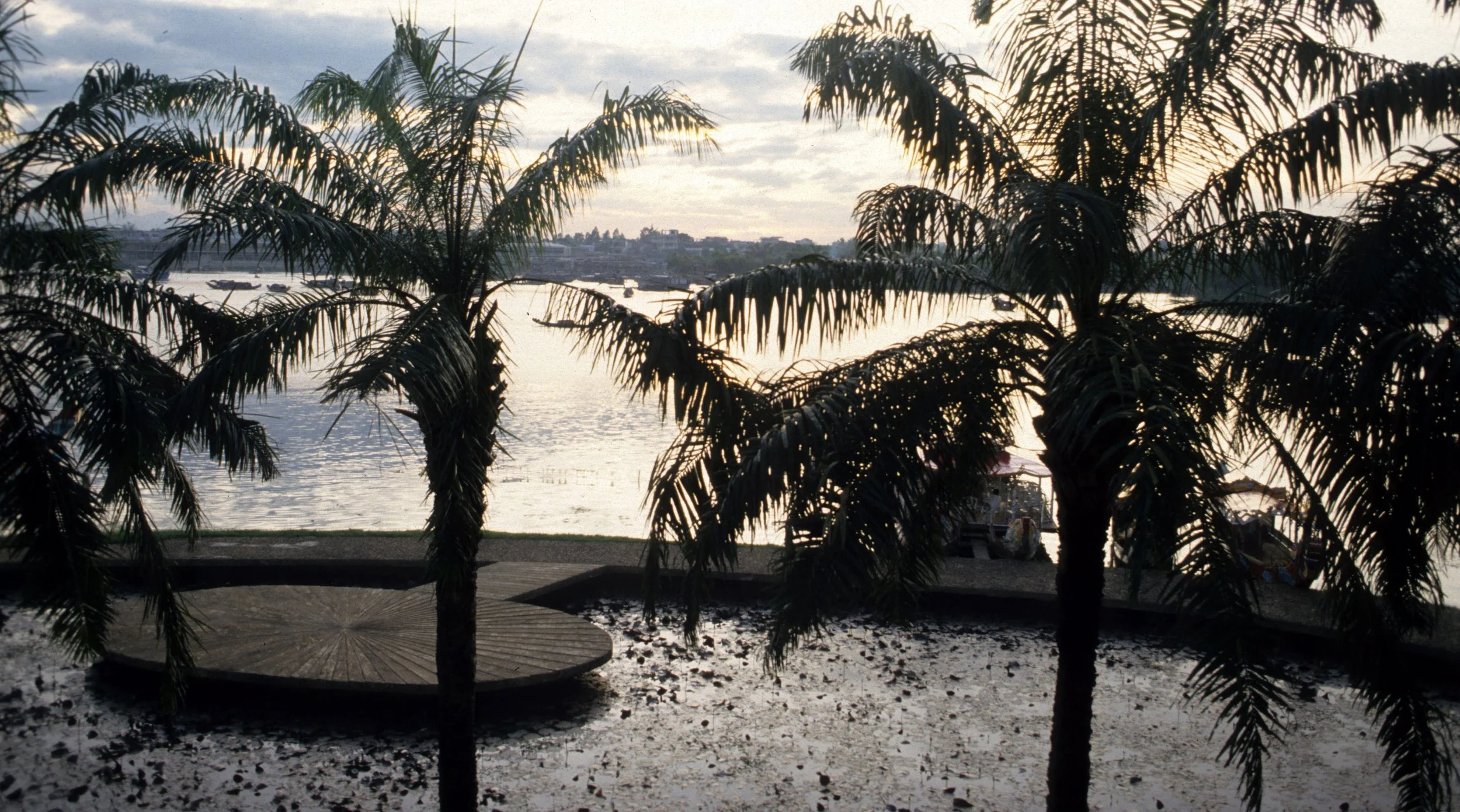 HUE - HUONG GIANG SUNSET.jpg