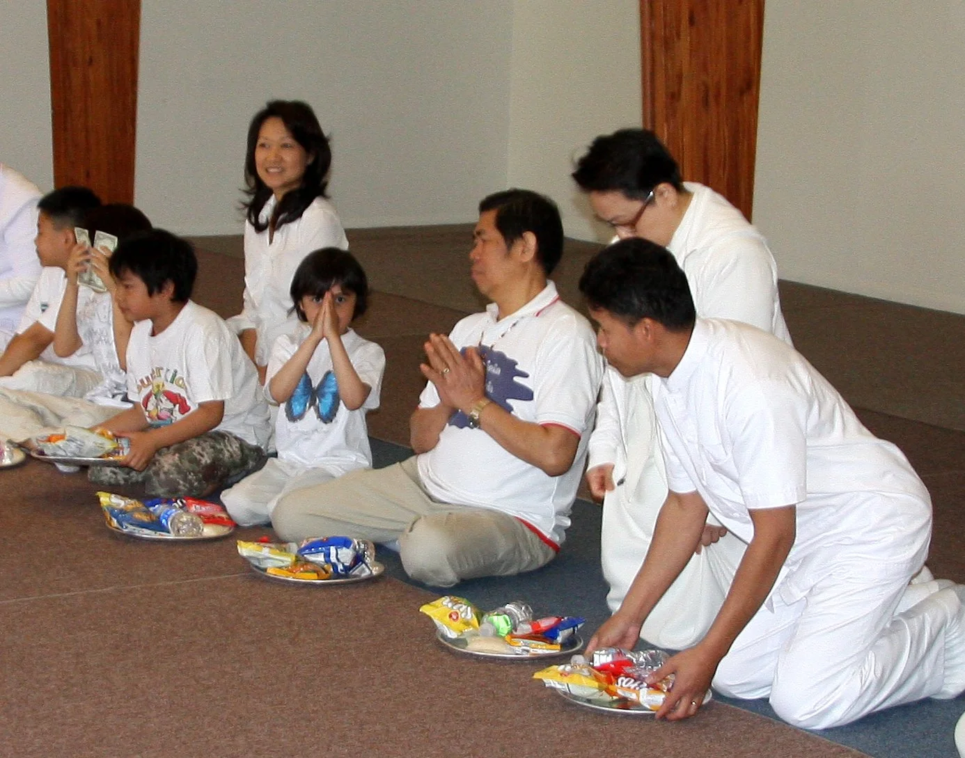 2008-6-15 VICTOR'S MEMORIAL SERVICE - SEATTLE (3).JPG