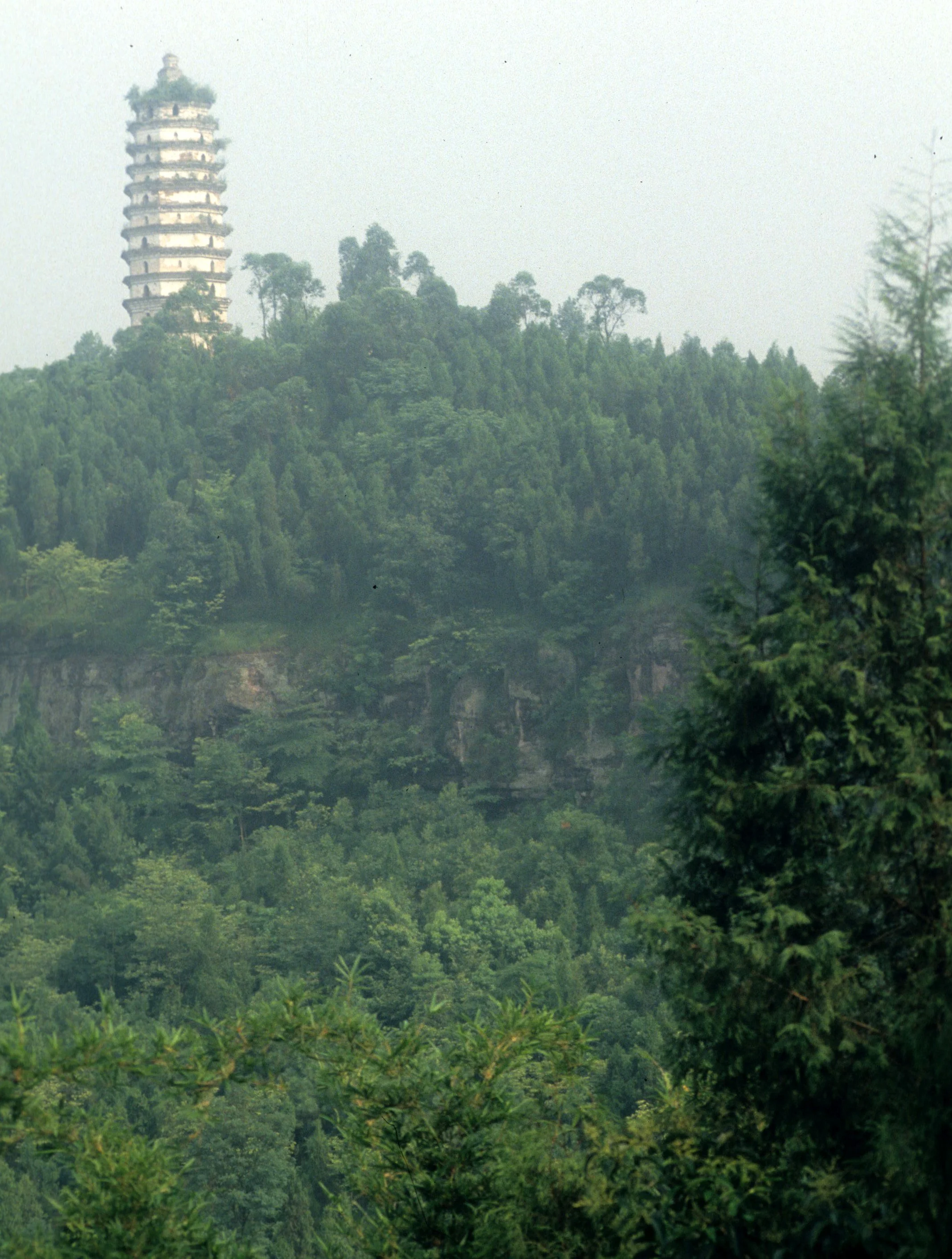YANGTZE RIVER - SCENERY AND EVENTS (2).jpg