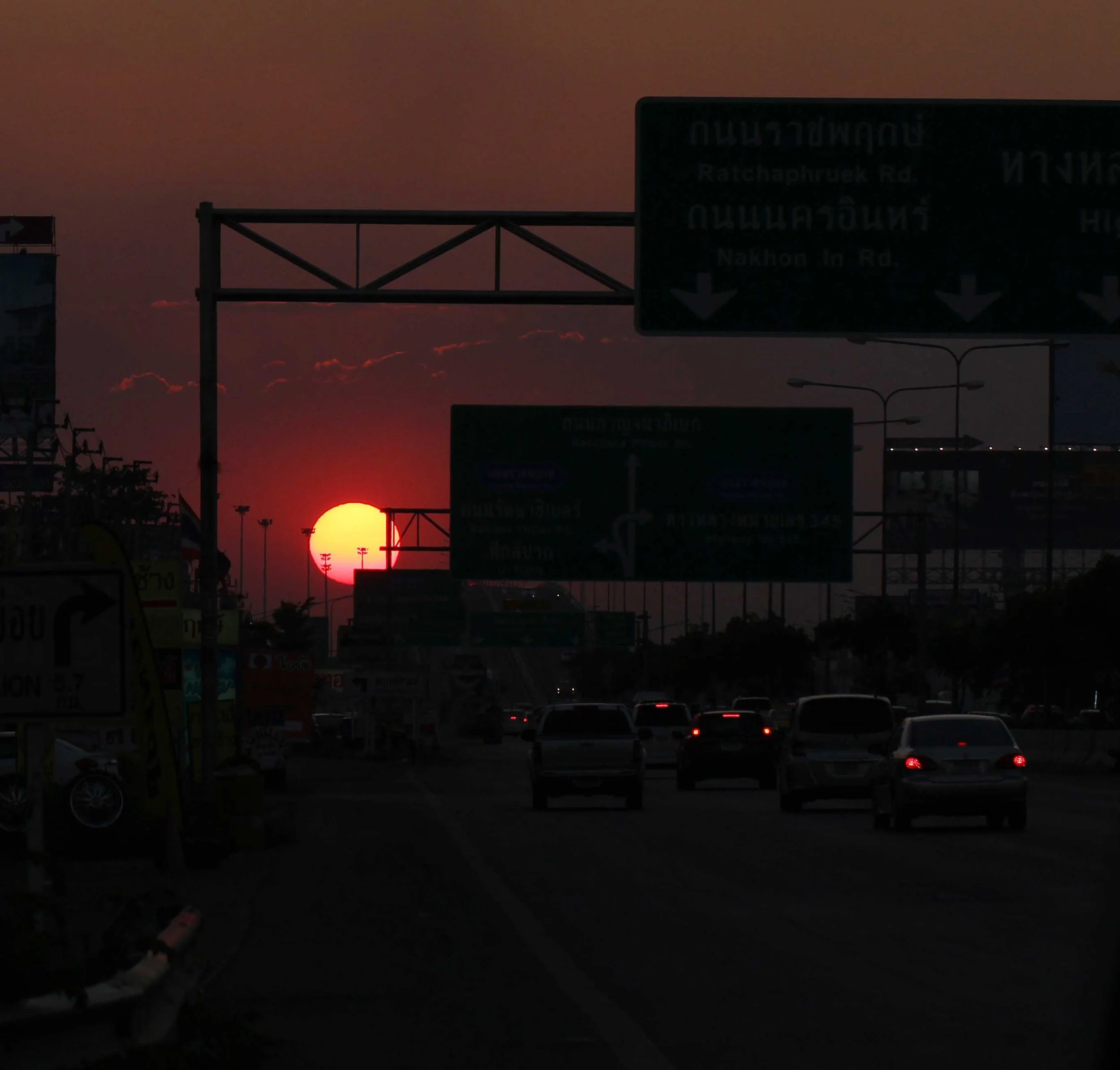 2015 Bangkok Sunset, Orchids and Misc (44).JPG