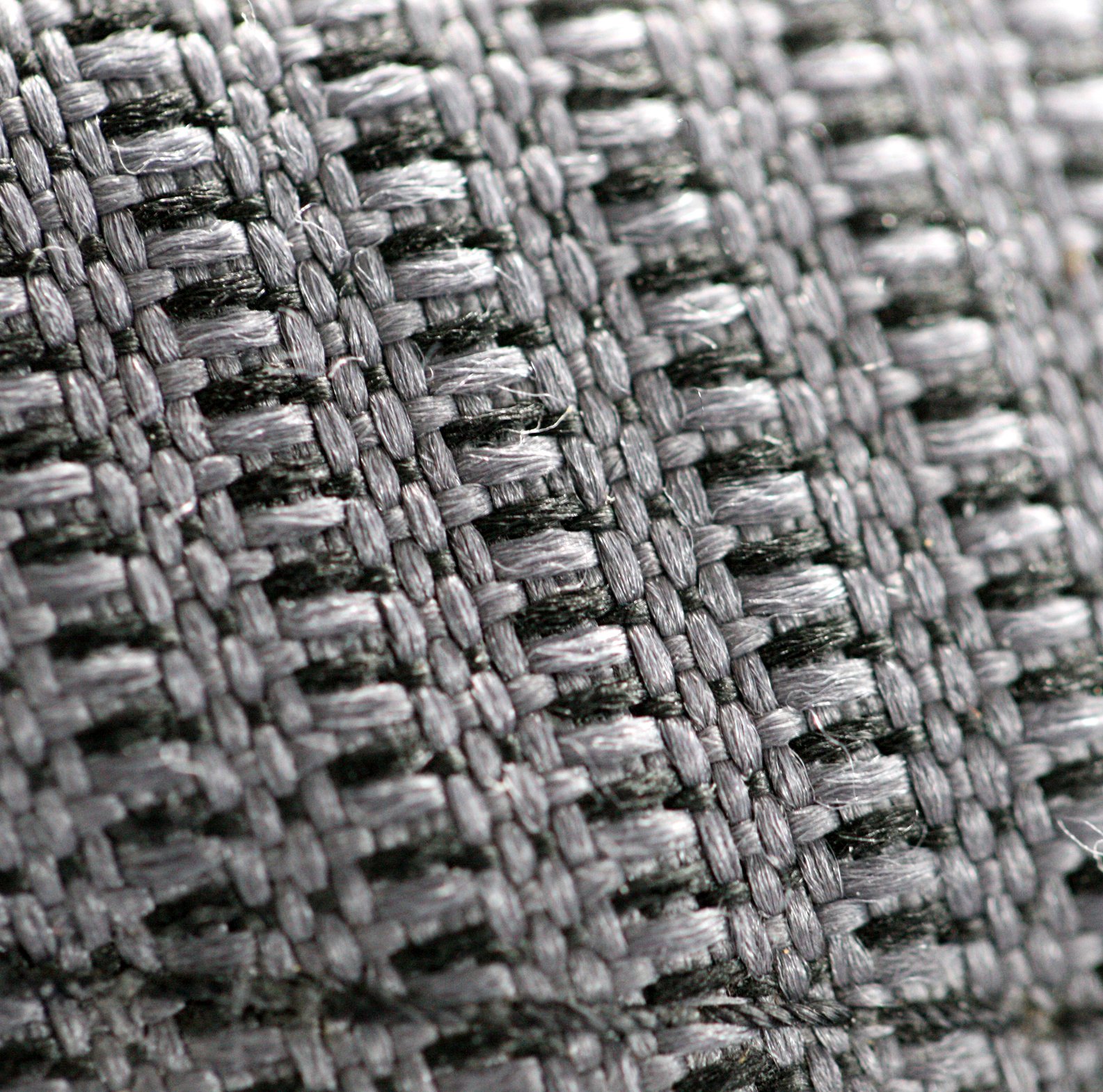 2010-5-7 MACRO SHOTS FROM AROUND THE HOUSE (2).JPG