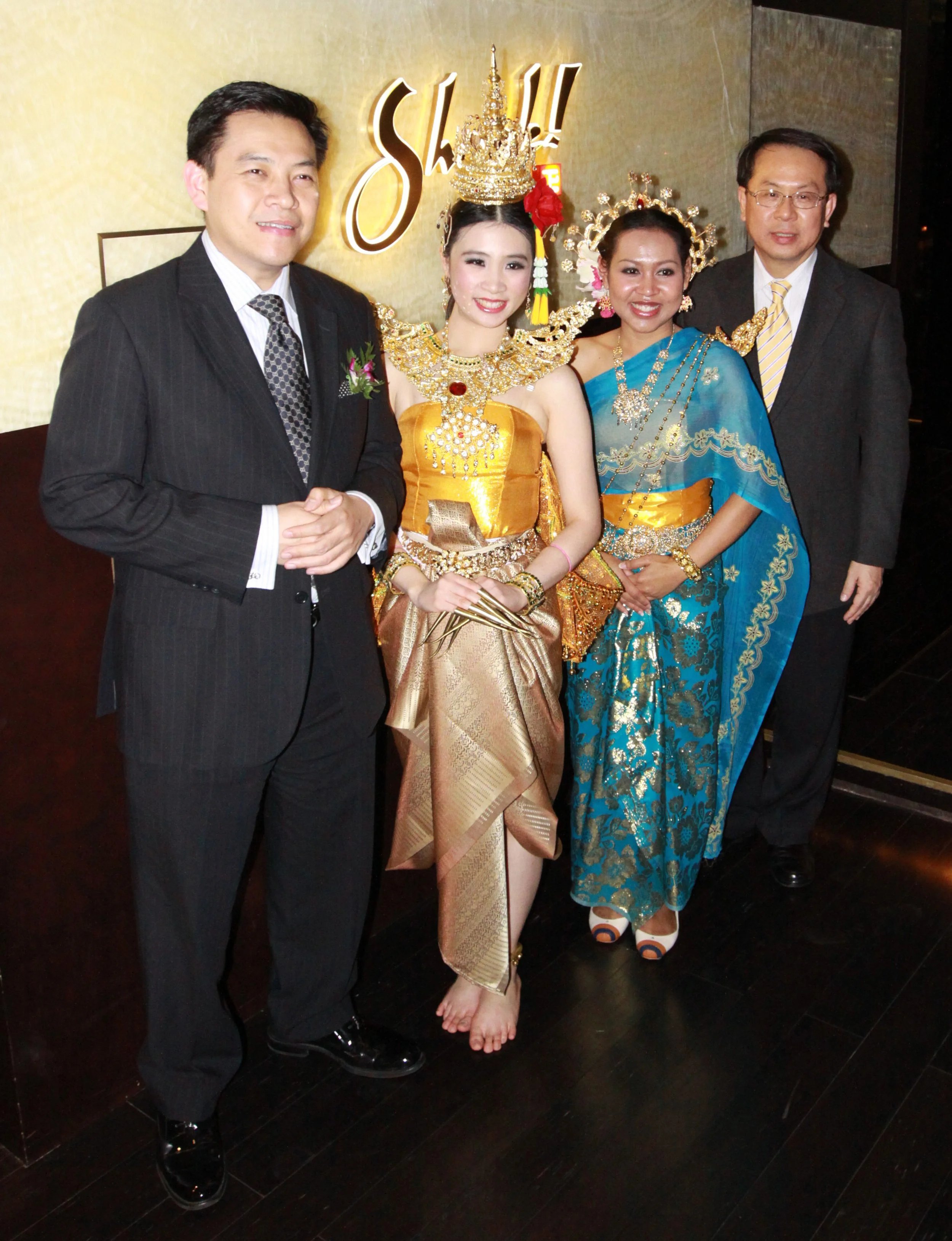 THAI CONSULATE DINNER AND BENEFIT (134).JPG